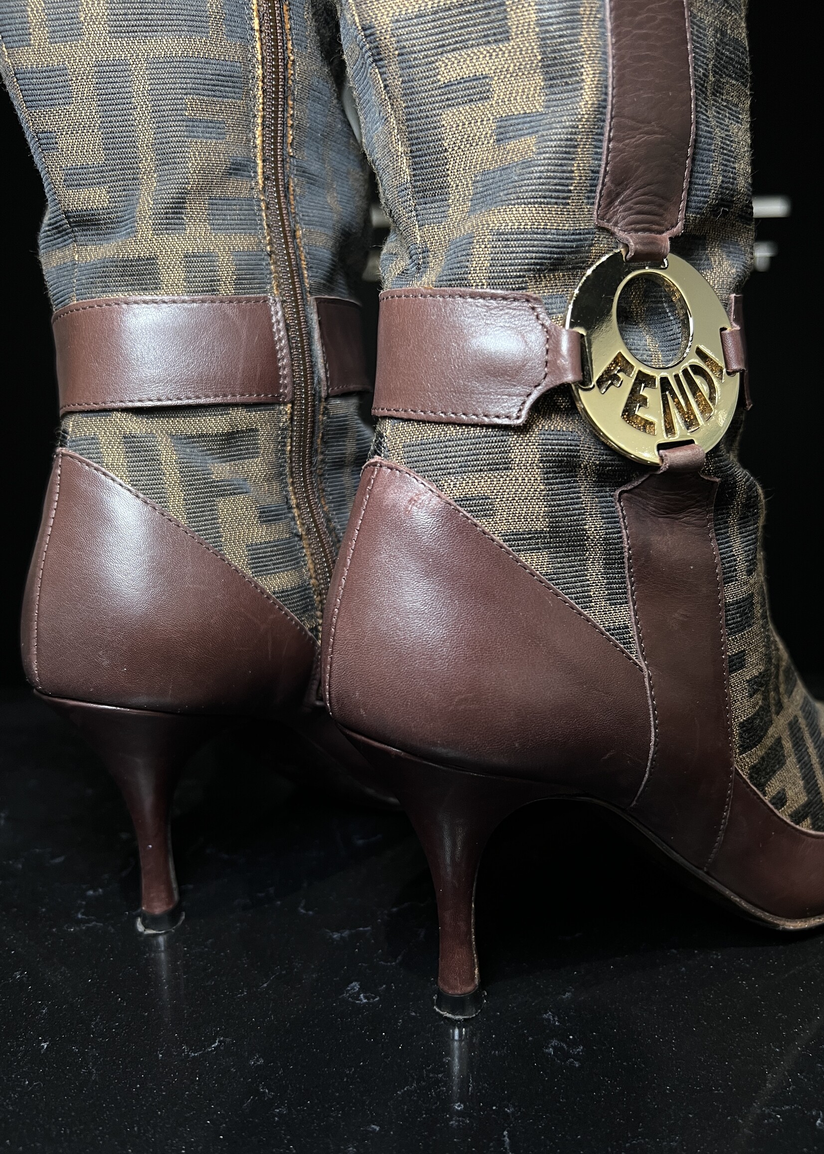 Fendi Fendi Knee High Boots - 37