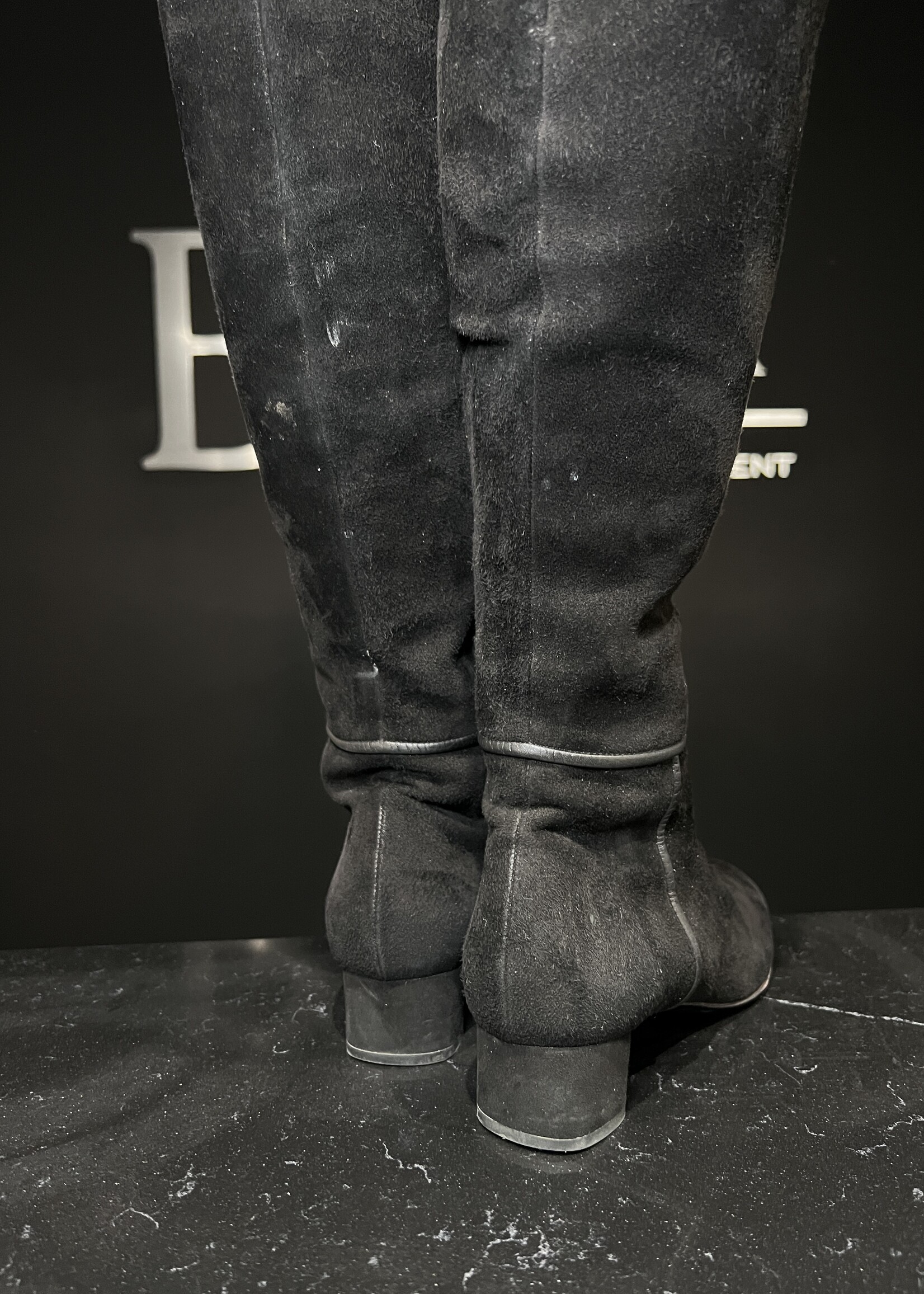 Gucci Gucci 1973 Knee Suede Boots -37