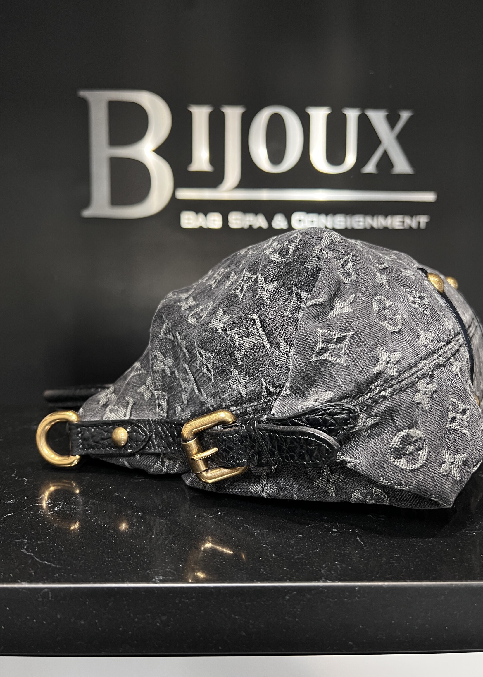 Louis Vuitton Louis Vuitton Monogram Washed Denim Neo Cabby MM