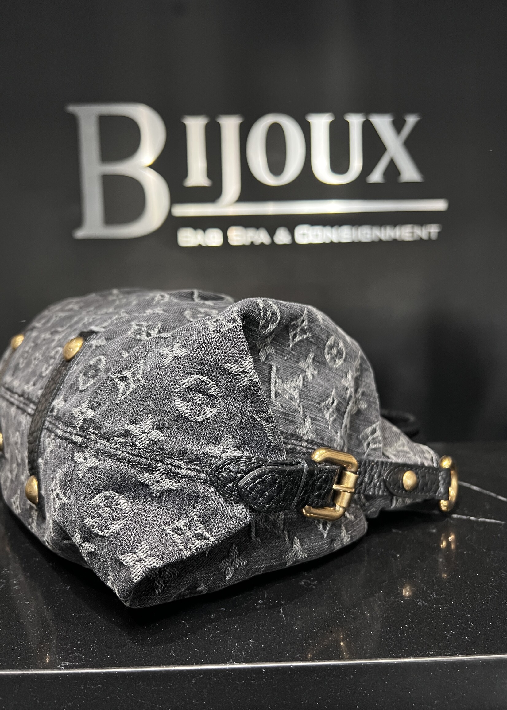 Louis Vuitton Louis Vuitton Monogram Washed Denim Neo Cabby MM