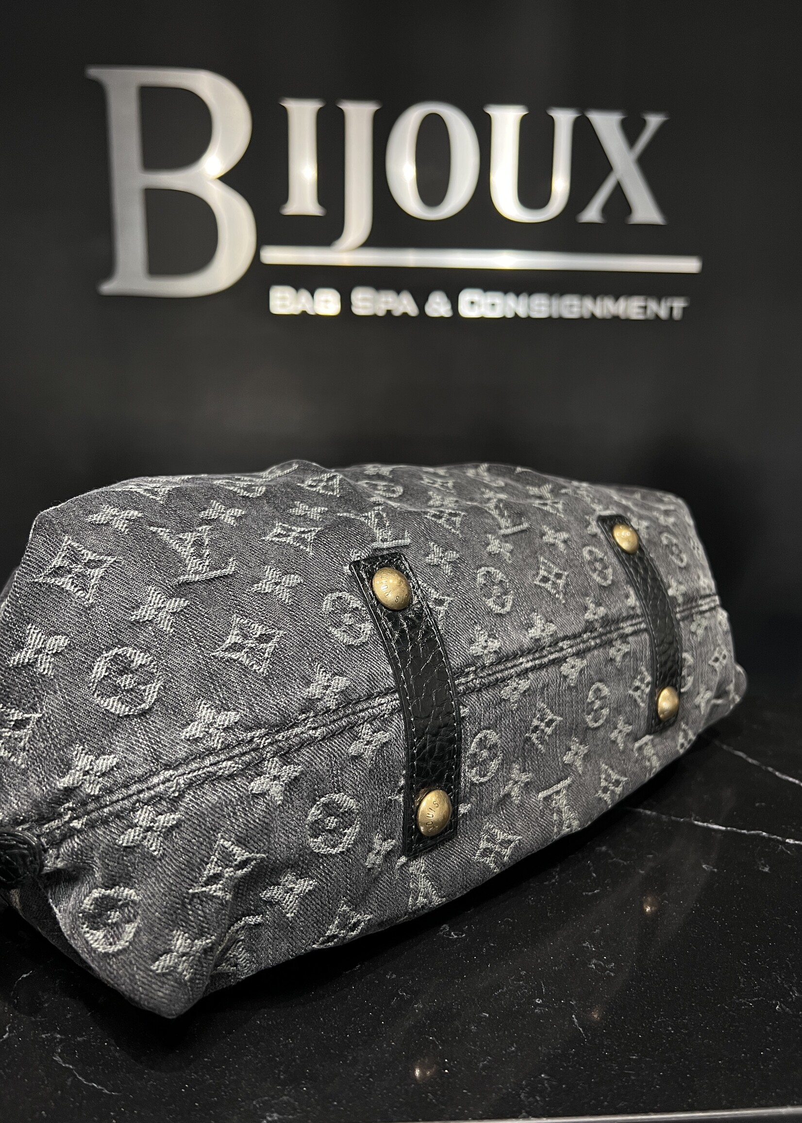 Louis Vuitton Louis Vuitton Monogram Washed Denim Neo Cabby MM
