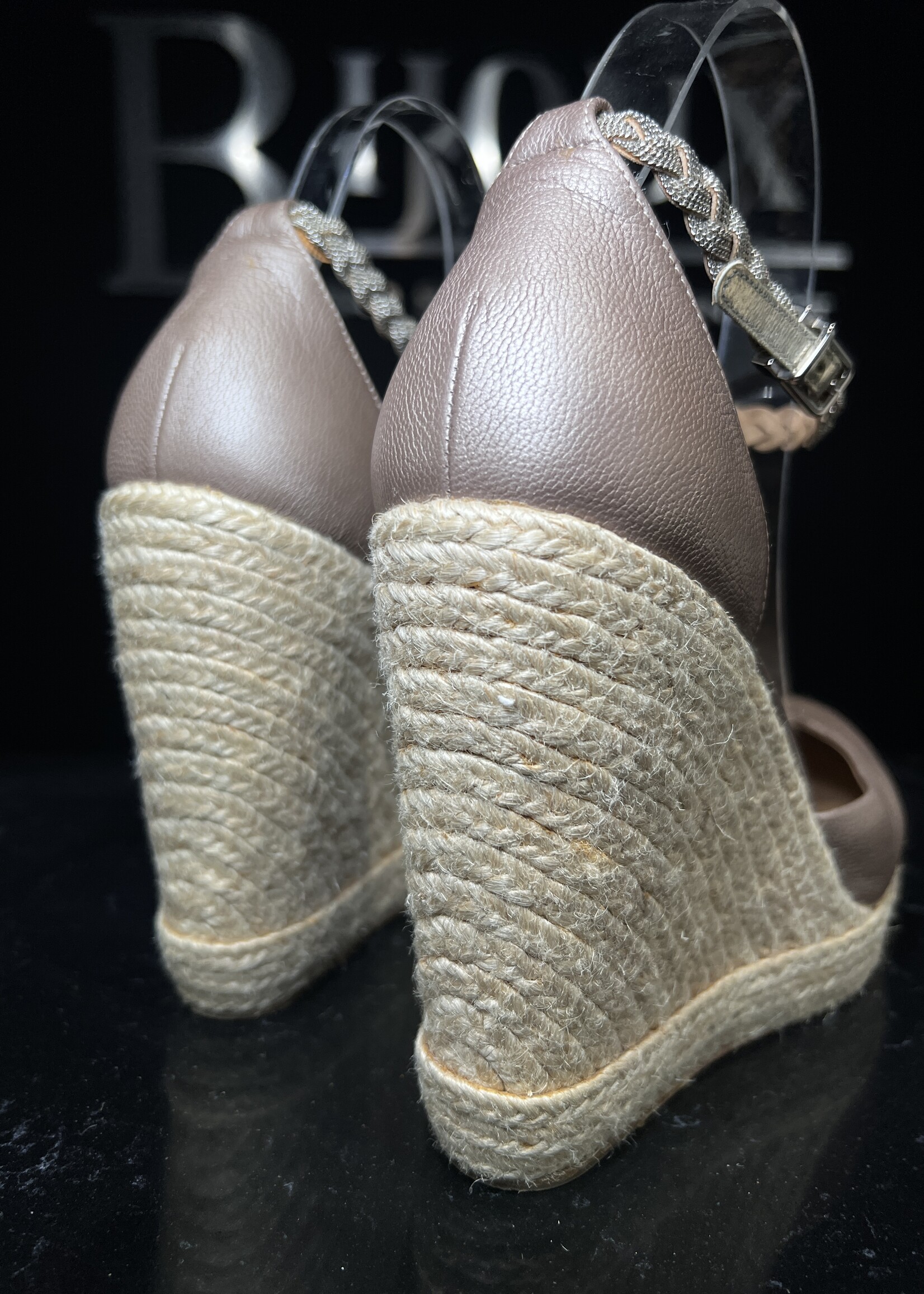 Salvatore Ferragamo Salvatore Ferragamo D'Orsay Pumps -37