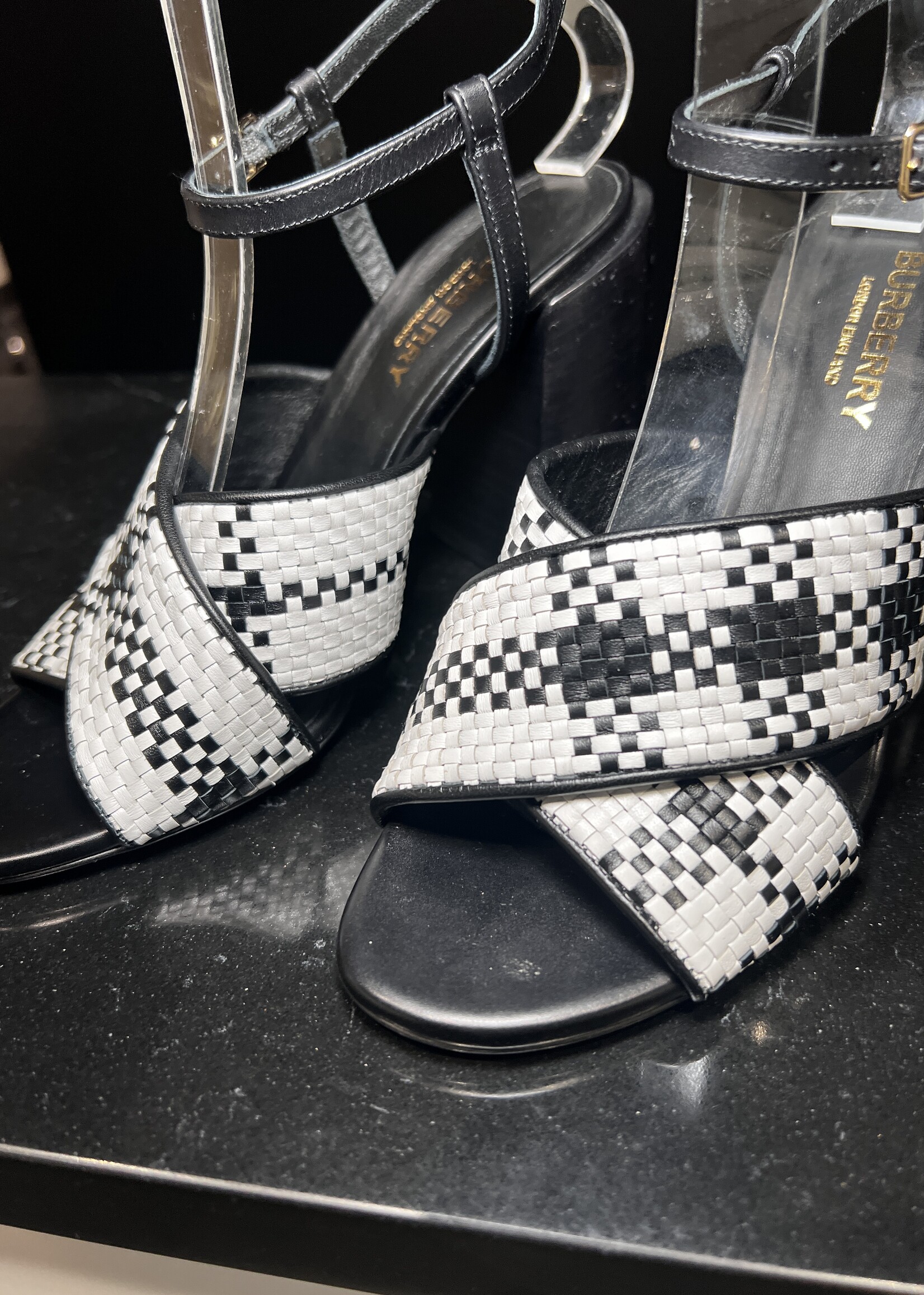 Burberry Burberry White and Black Woven Leather Block Heel - 36.5