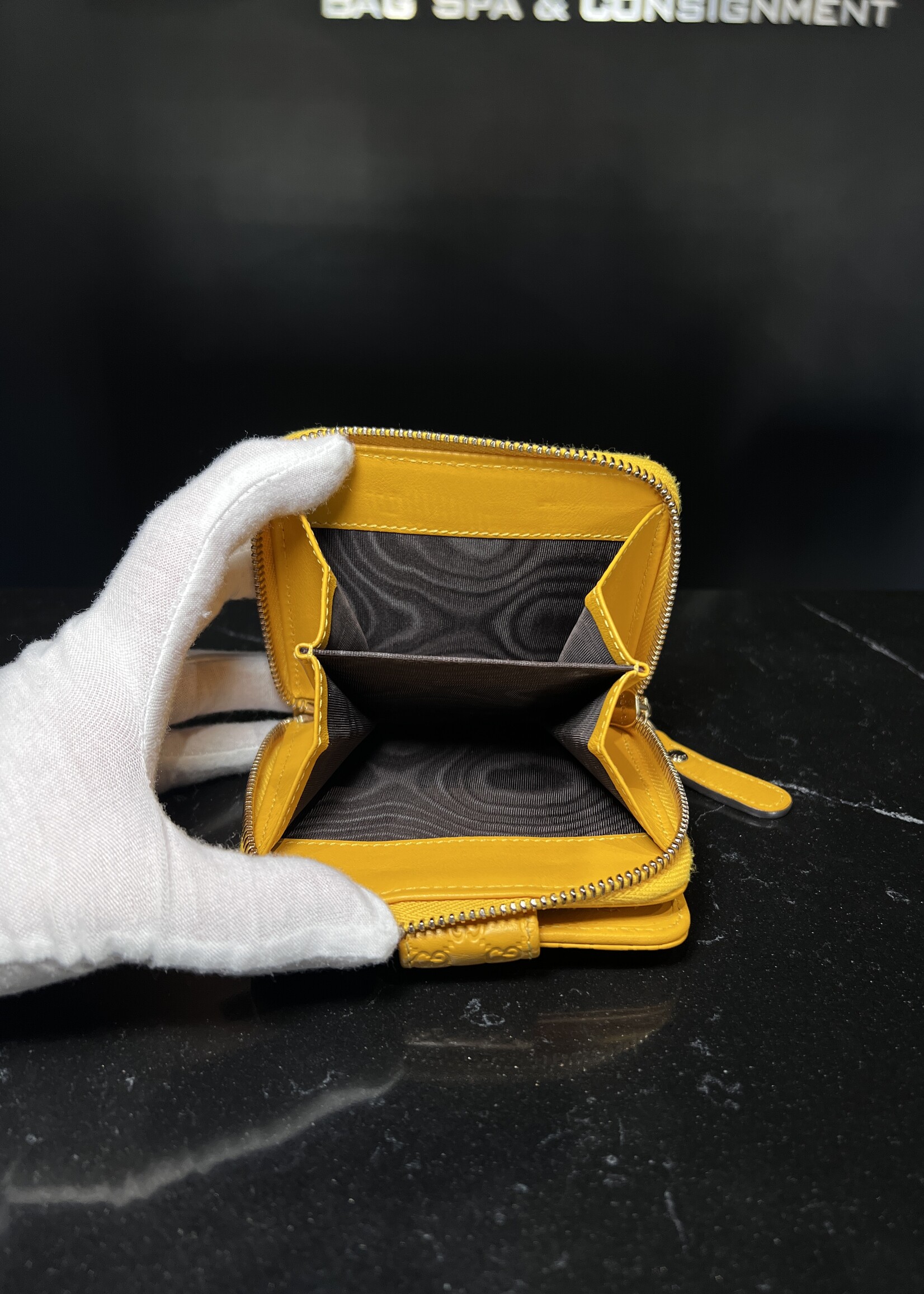Gucci Gucci Microguccissima Compact Yellow Wallet
