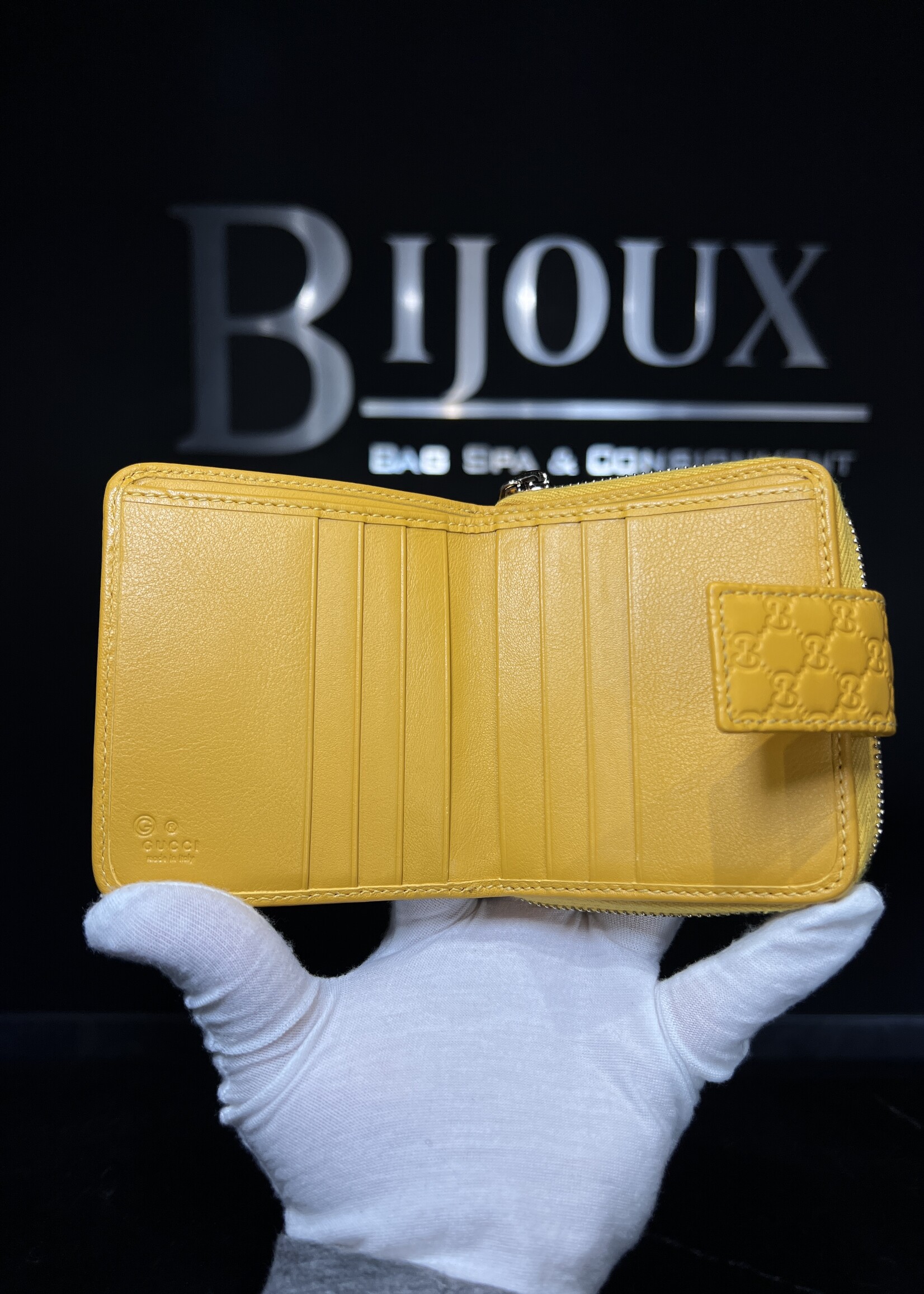 Gucci Gucci Microguccissima Compact Yellow Wallet