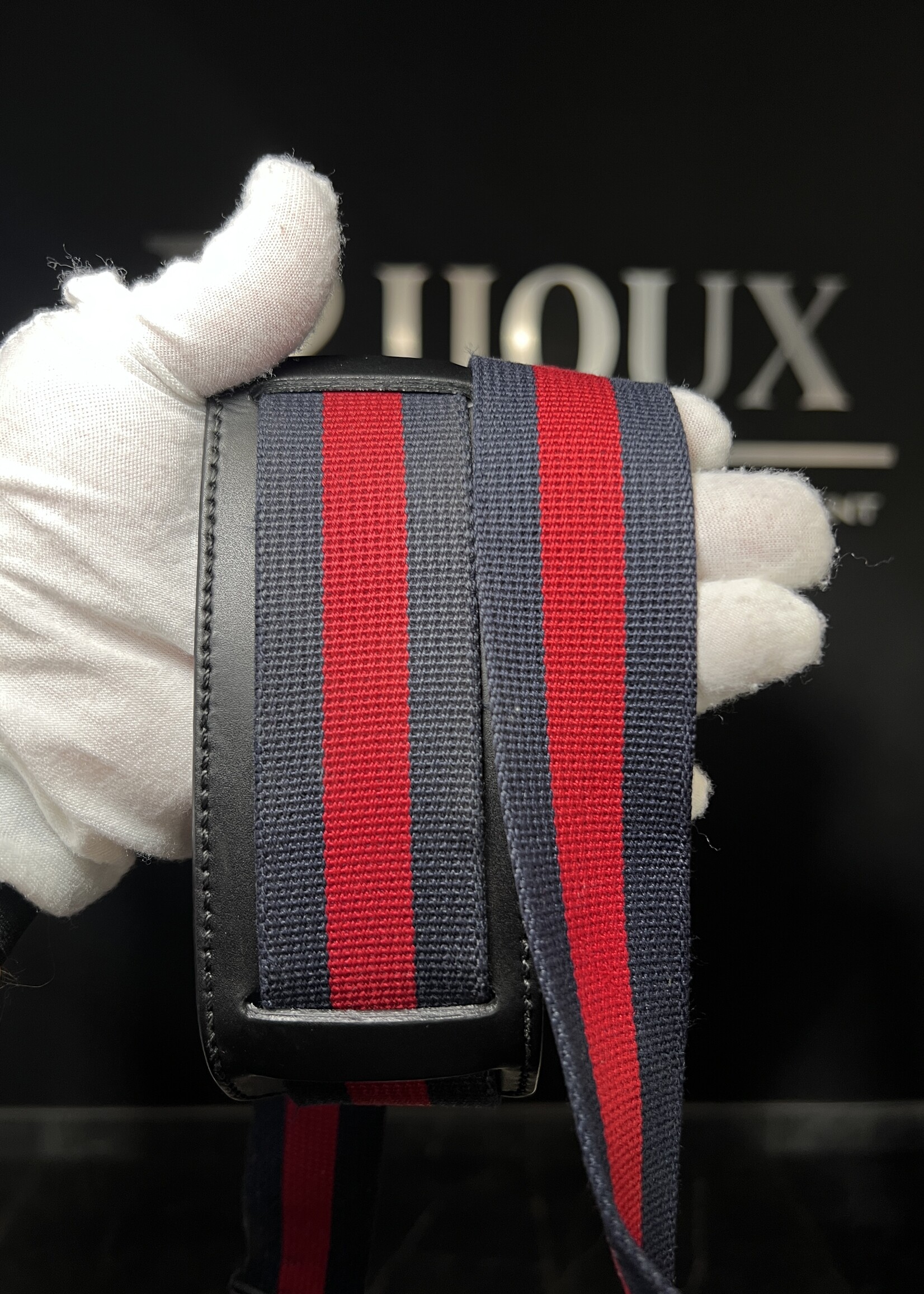 Gucci Gucci GG Supreme Small Messenger