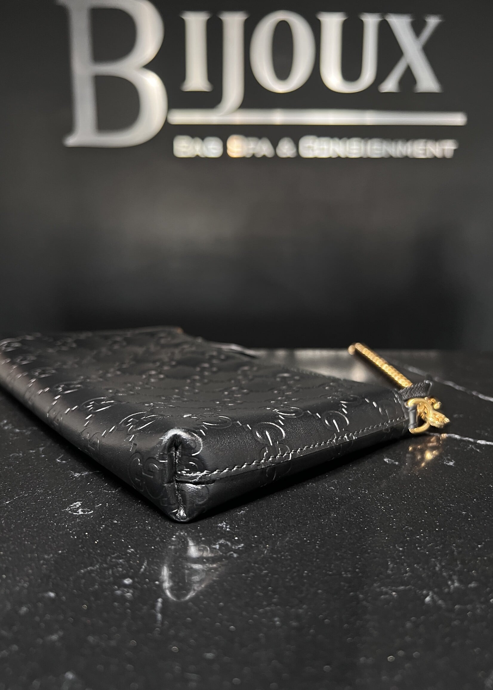 Gucci Gucci GG Signature Chain Wrist Wallet