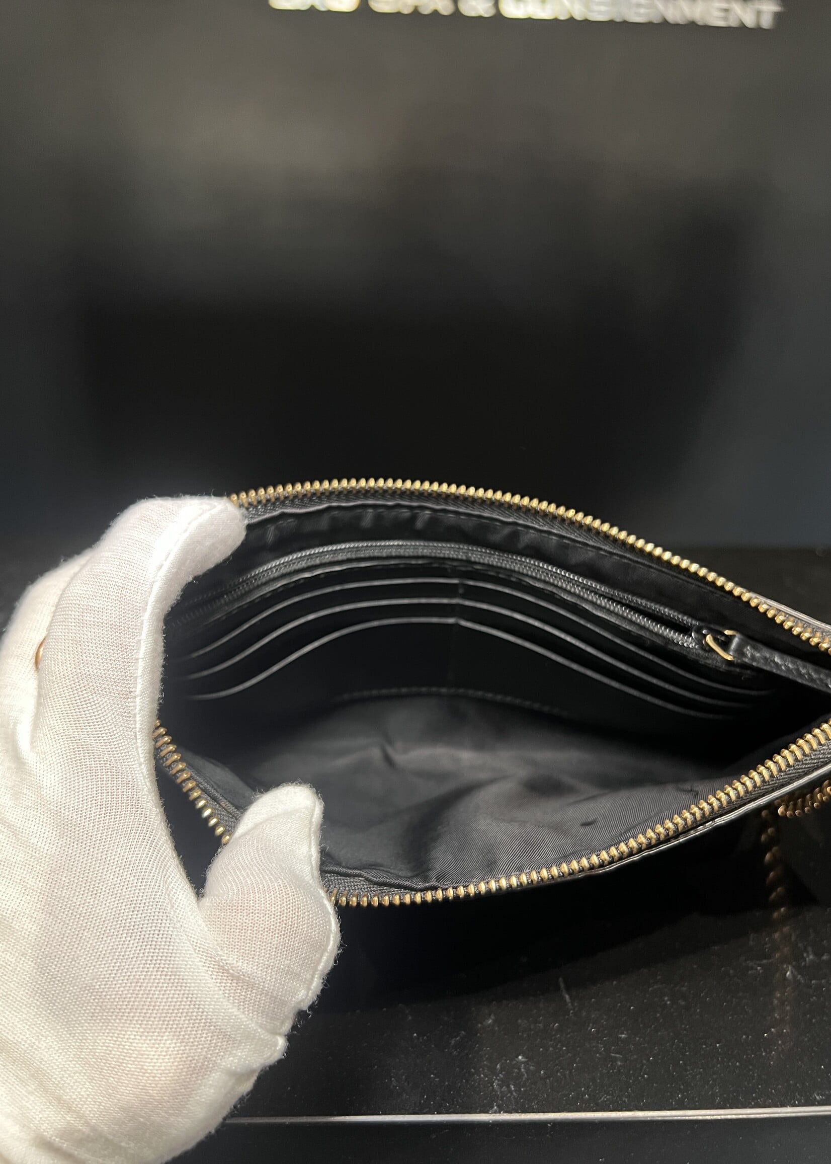 Gucci Gucci GG Signature Chain Wrist Wallet