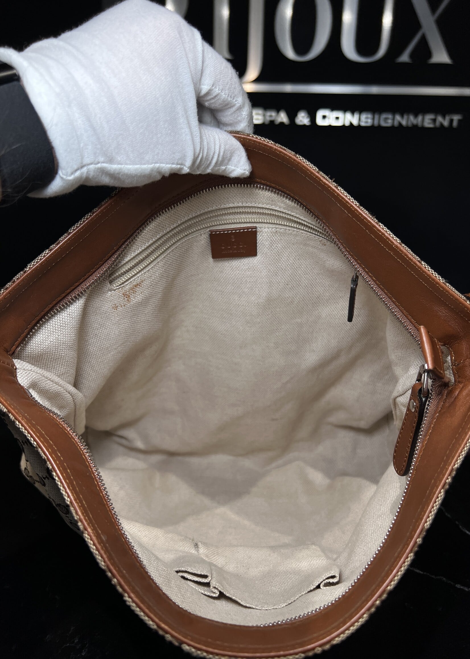 Gucci Gucci GG Canvas Web Sherry Line Messenger