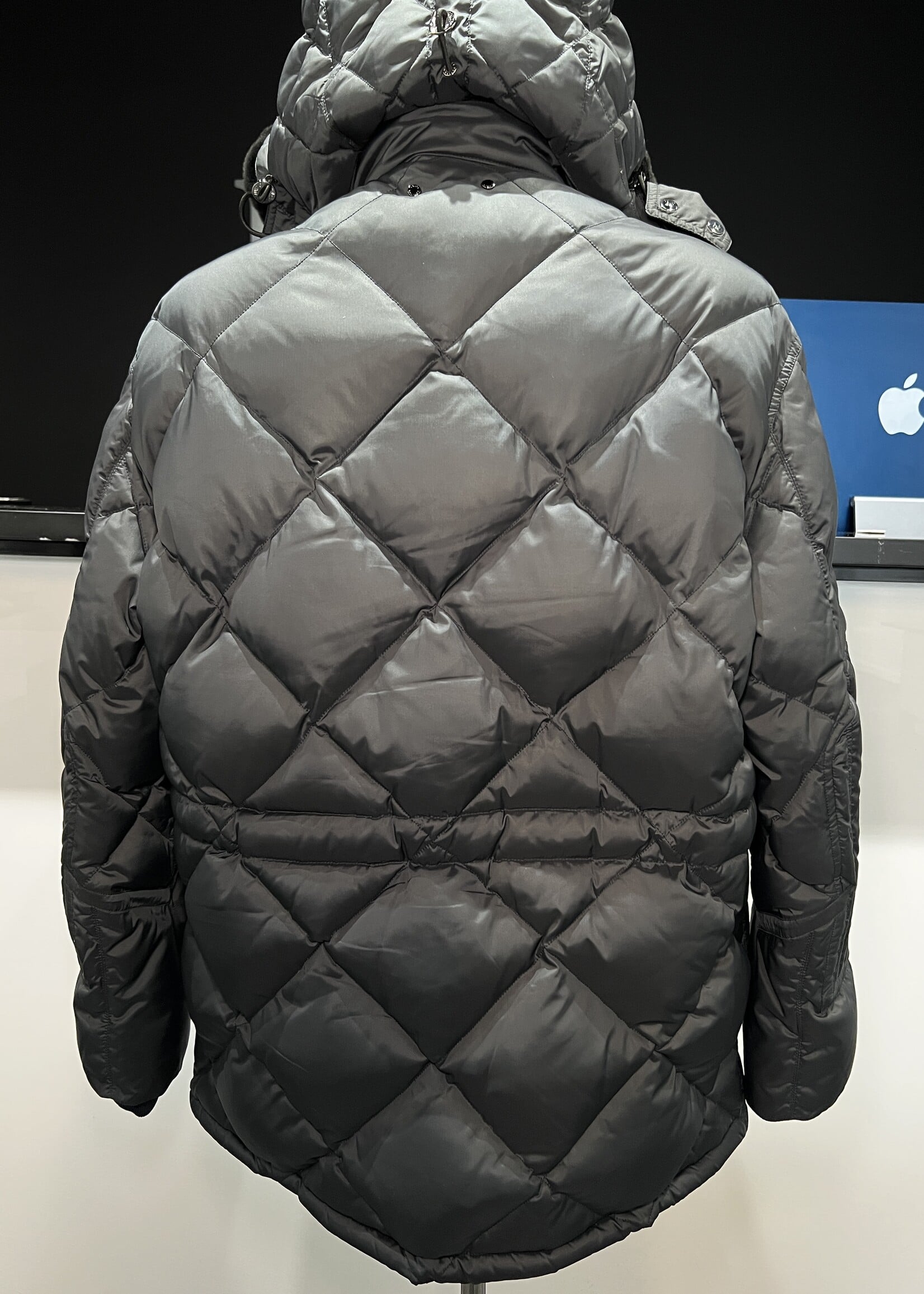 Louis Vuitton Louis Vuitton 2-Way Down Puffer -48