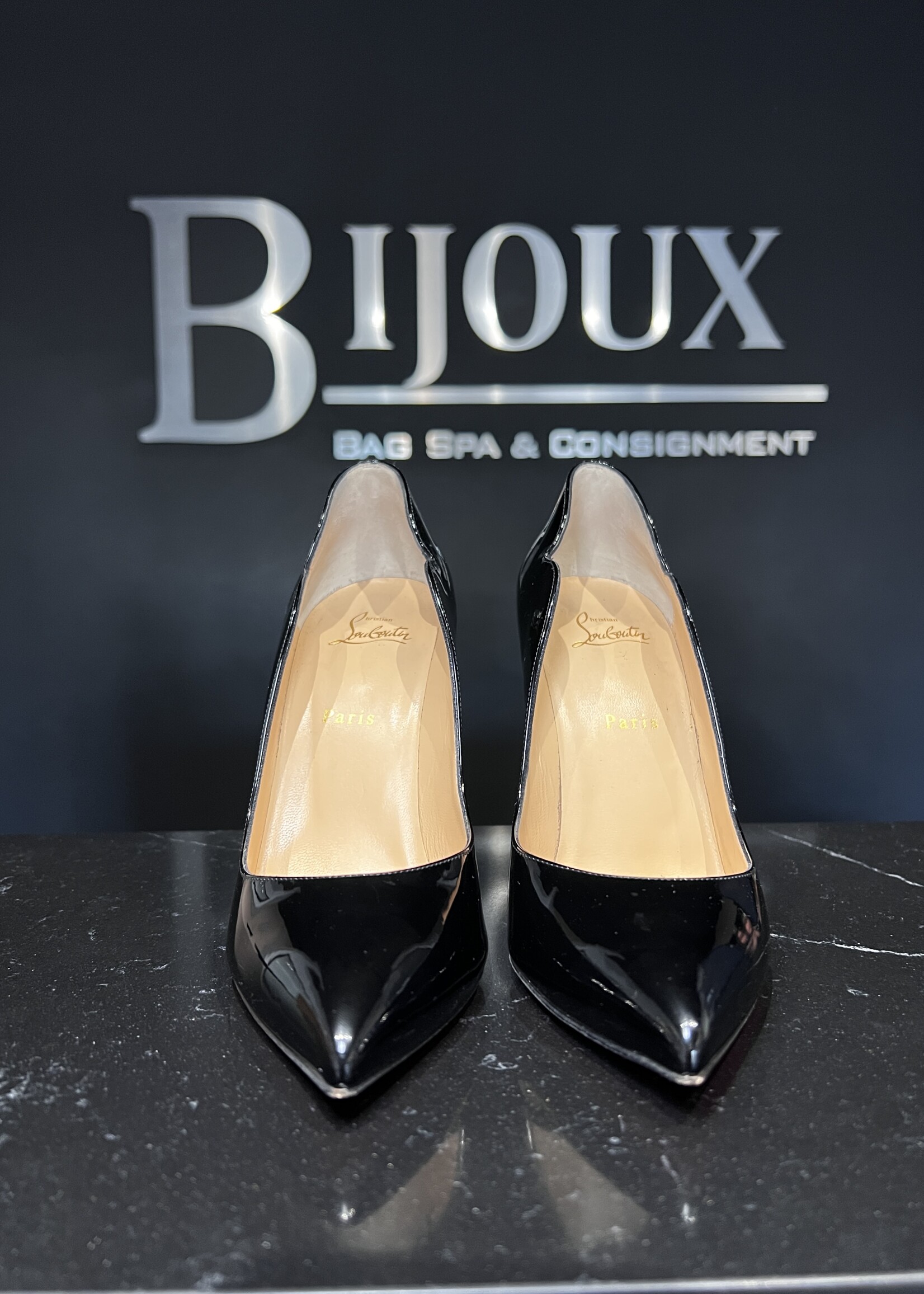 Christian Louboutin Christian Louboutin Hot Chick Patent Leather Heels -  40.5