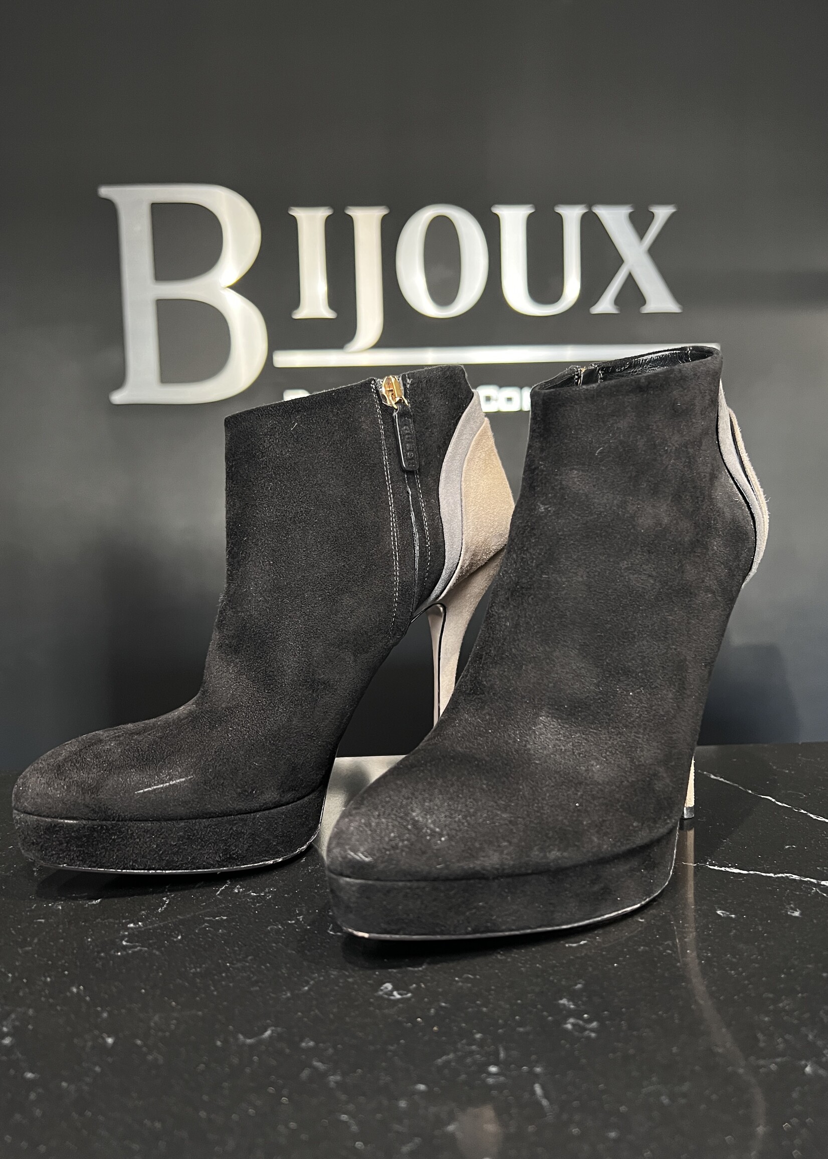 Gucci Gucci Black Suede Stiletto Ankle Heels - 38.5