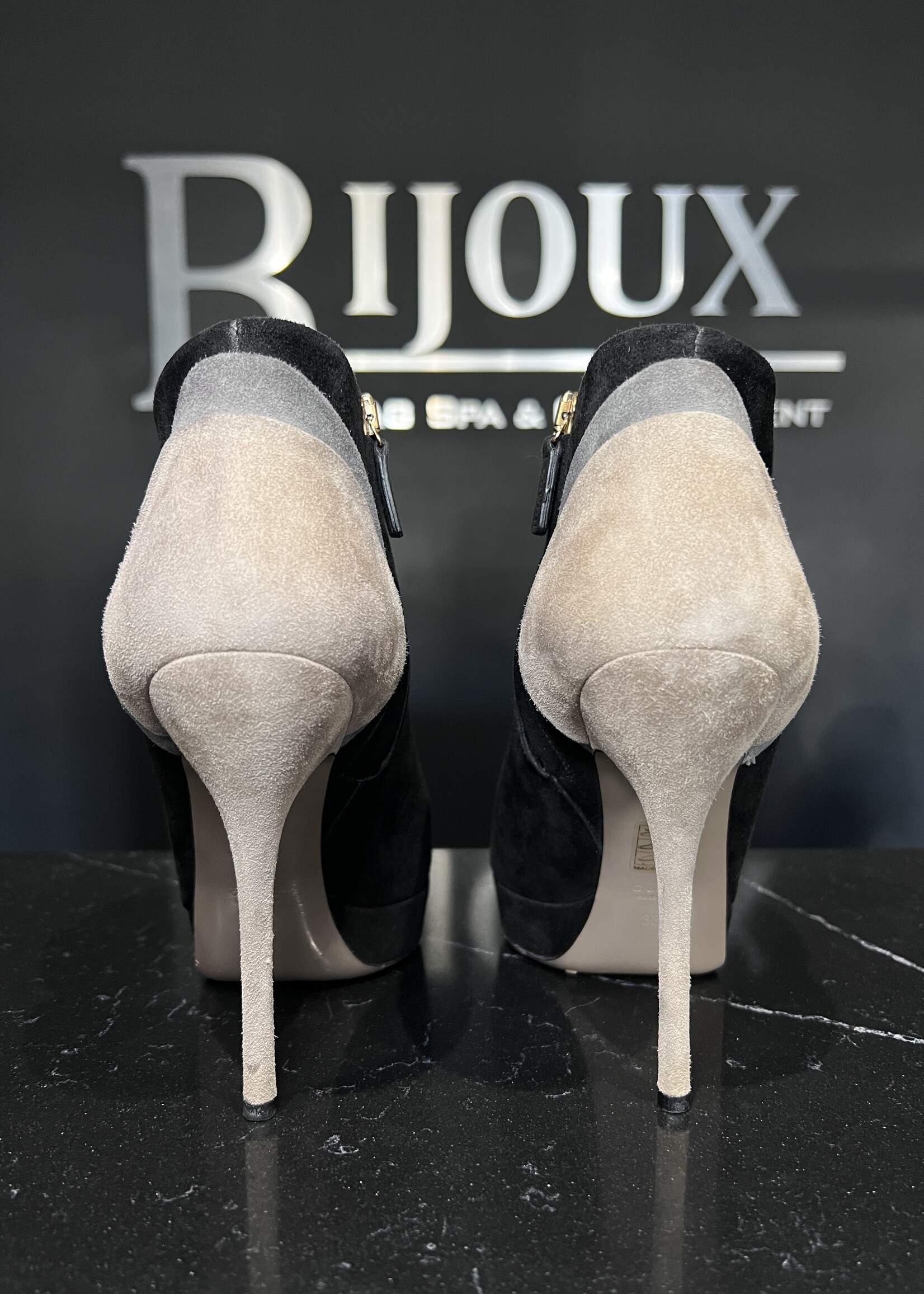 Gucci Gucci Black Suede Stiletto Ankle Heels - 38.5