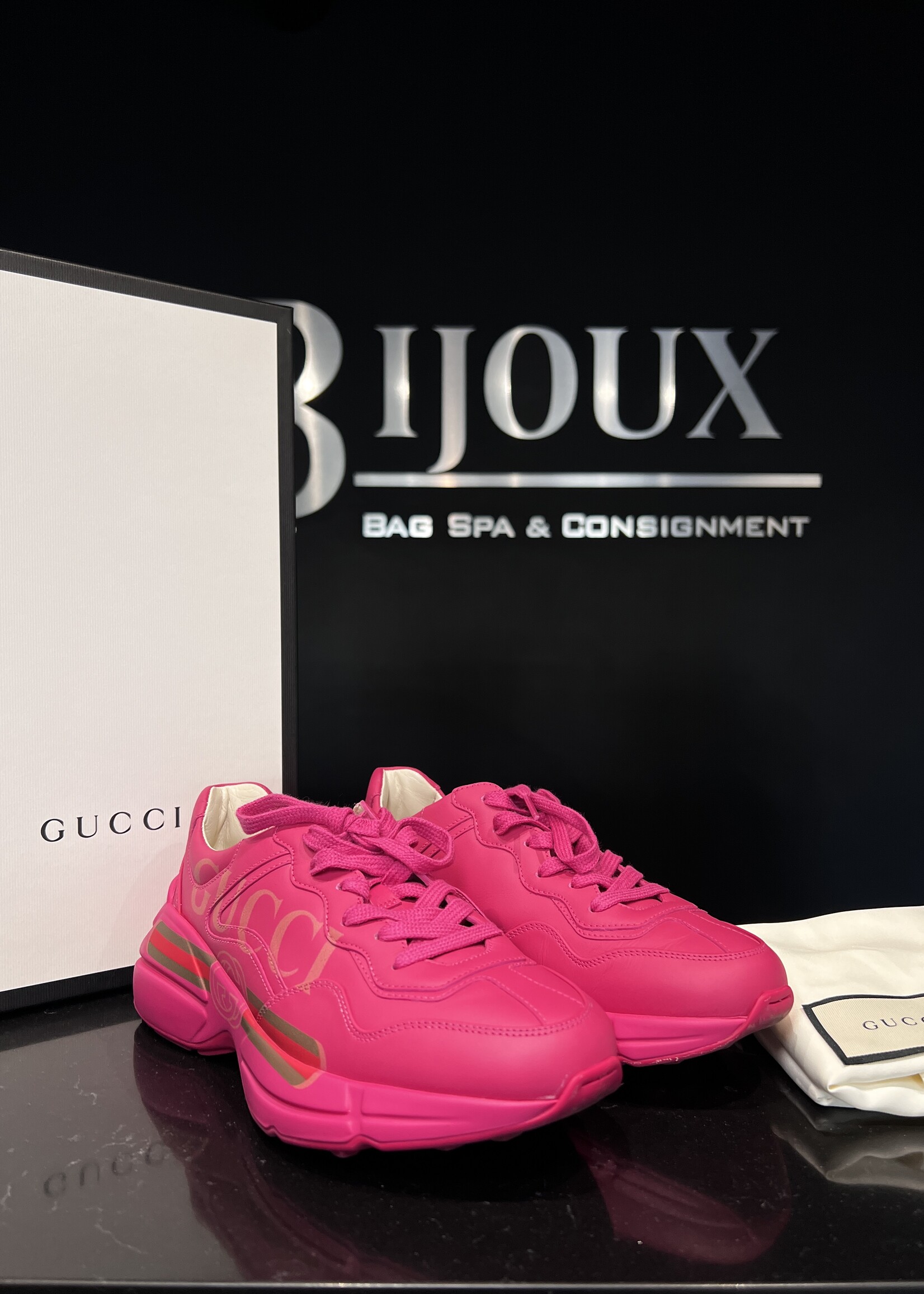 Gucci Gucci Pink Rhyton Sneakers - 37.5