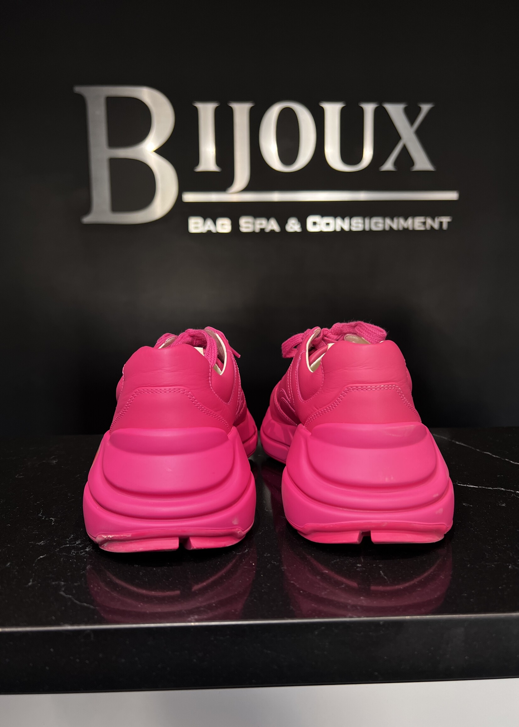 Gucci Gucci Pink Rhyton Sneakers - 37.5