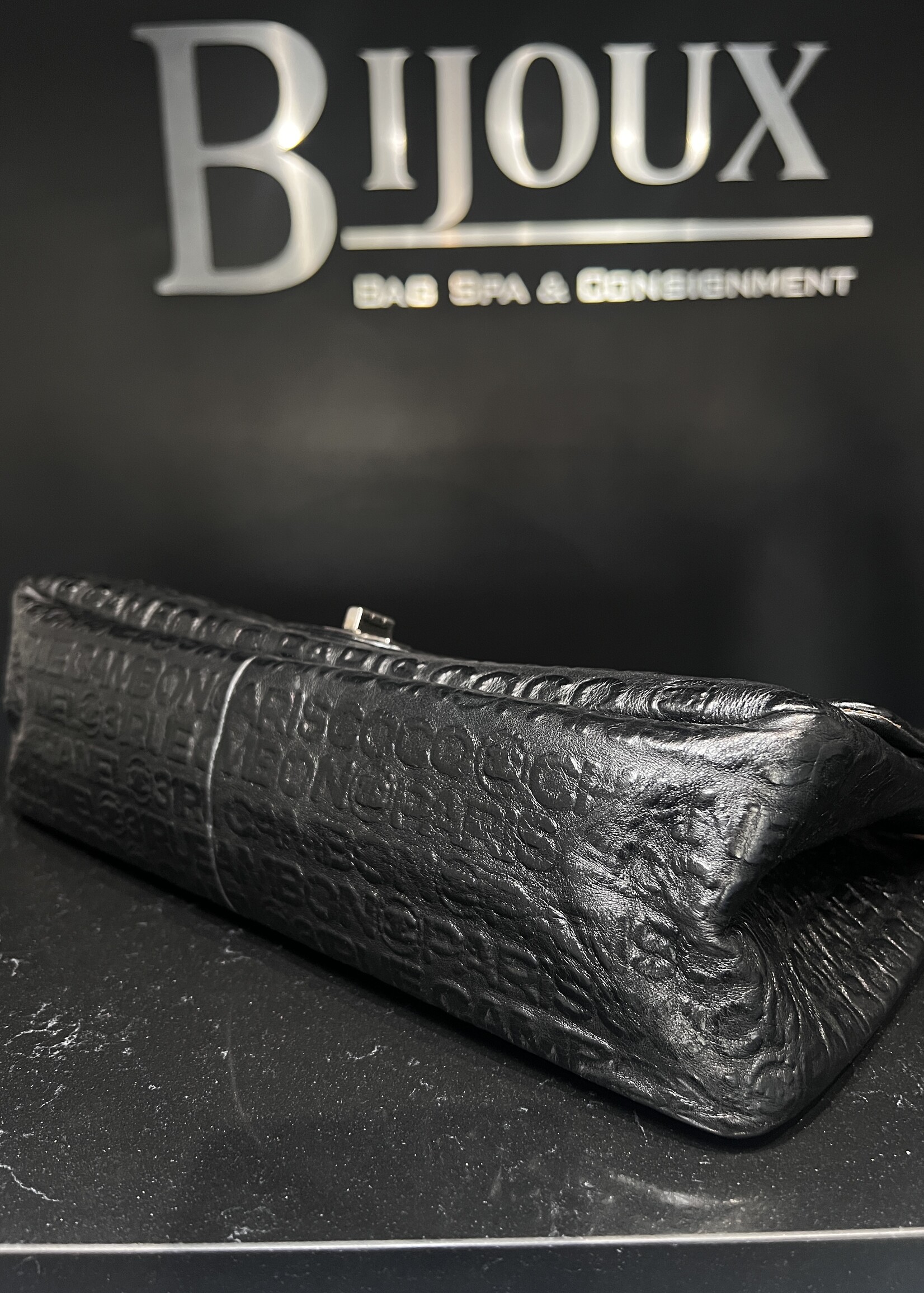 Chanel Chanel Reissue 21 Maxi