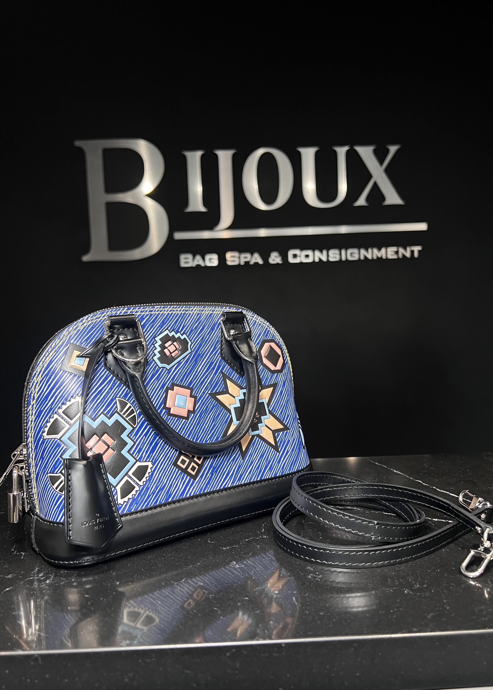 Louis Vuitton Louis Vuitton Epi Aztèque Alma BB