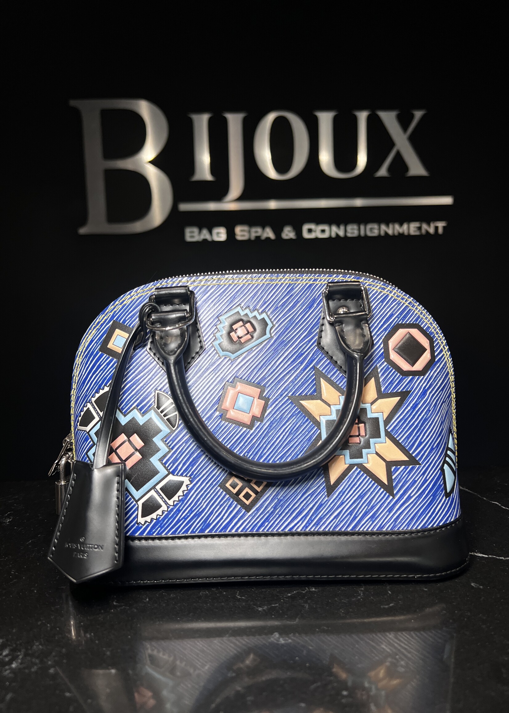 Louis Vuitton Louis Vuitton Epi Aztèque Alma BB