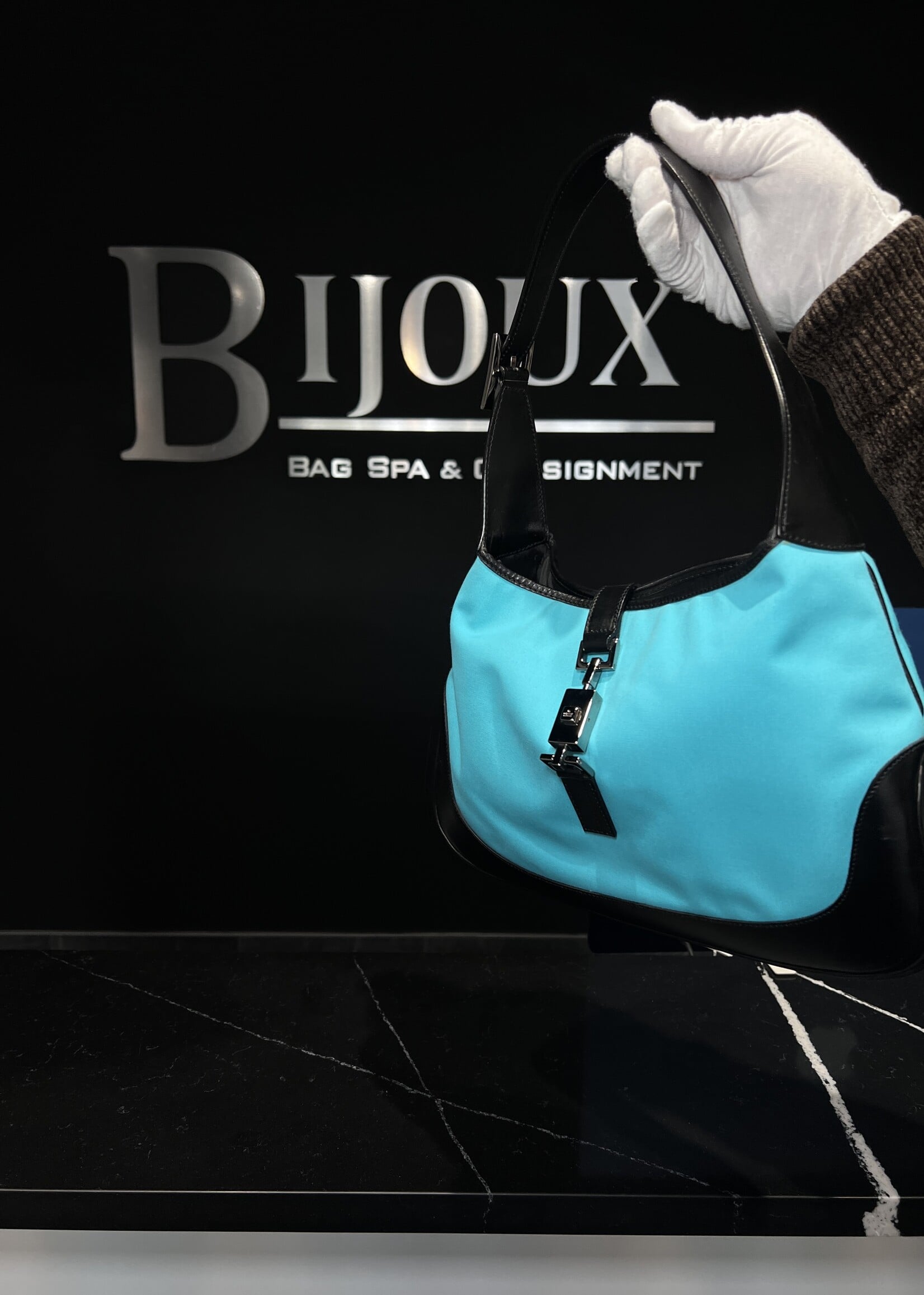 Gucci Gucci Jackie Teal Cloth Shoulder