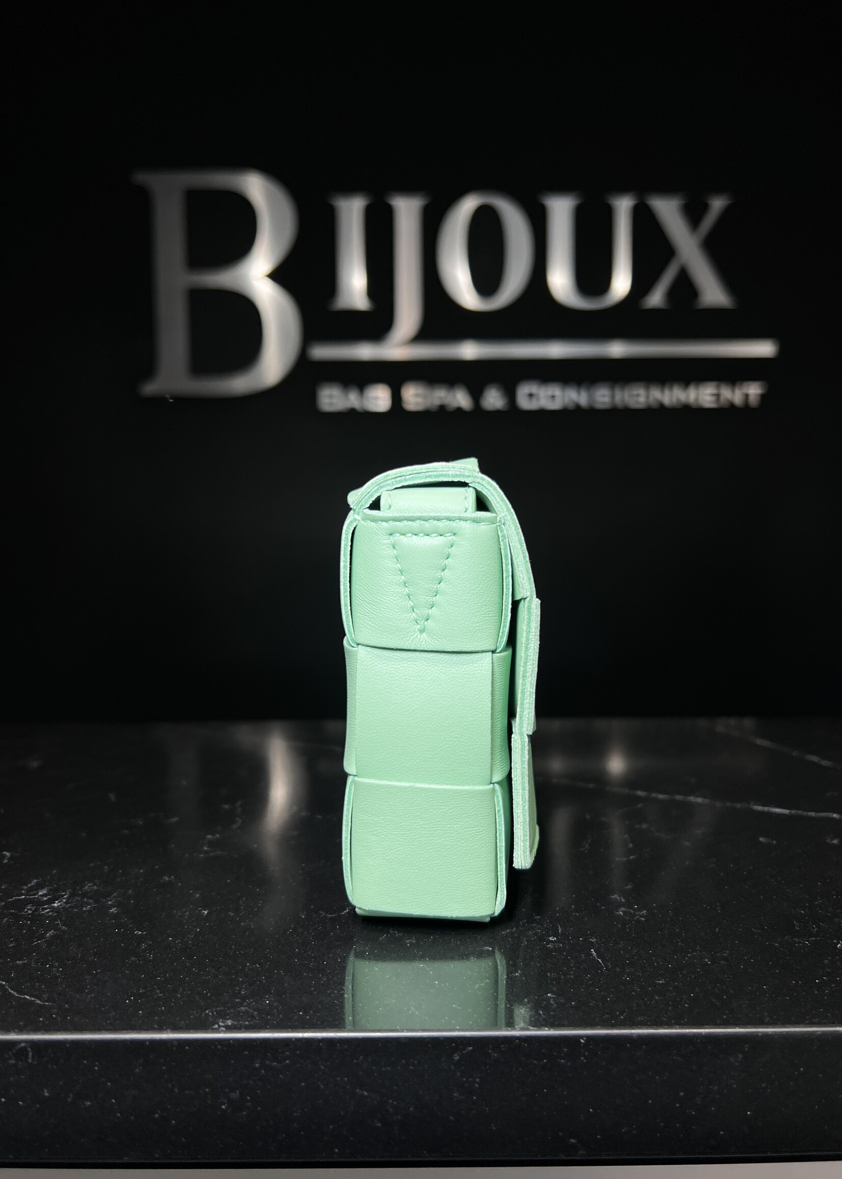 Bottega Veneta Bottega Veneta Mini Intrecciato Cassette Crossbody