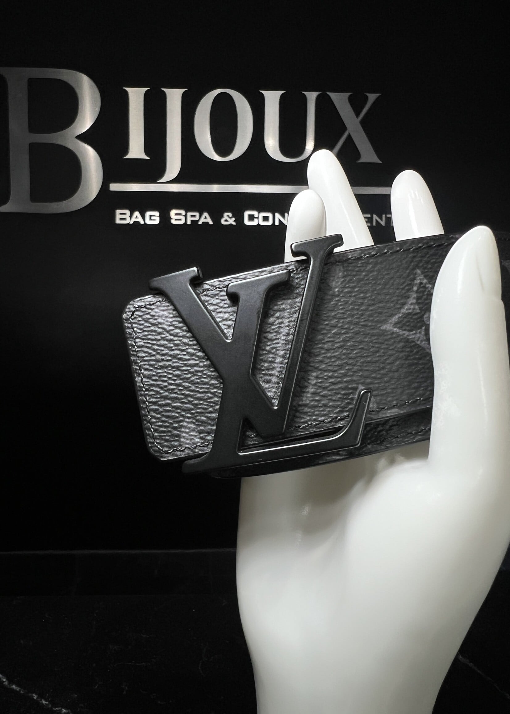 Louis Vuitton Louis Vuitton Monogram Eclipse Matte Black LV Initiales Belt 85
