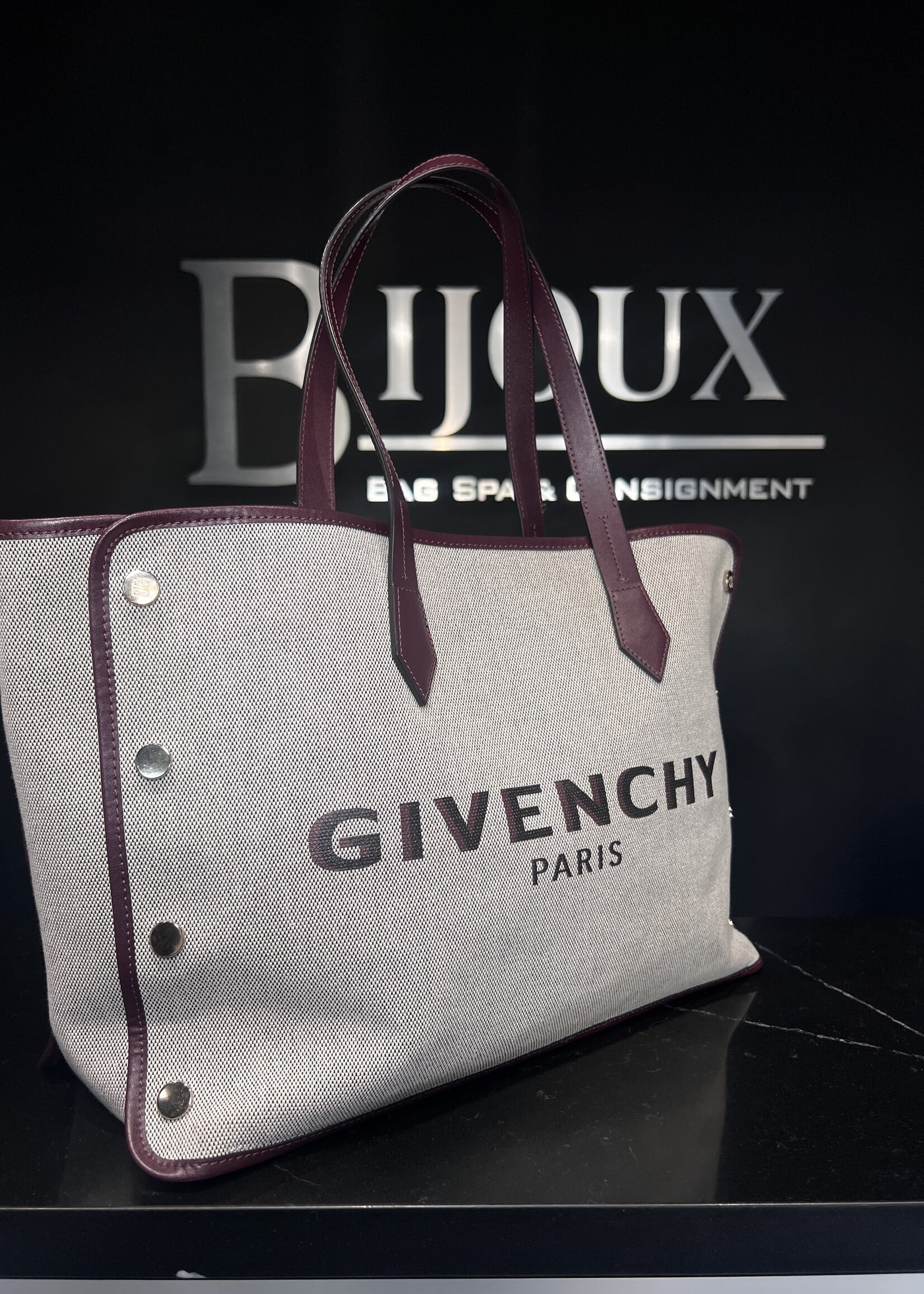 Givenchy Givenchy Medium Bond Shopper Tote