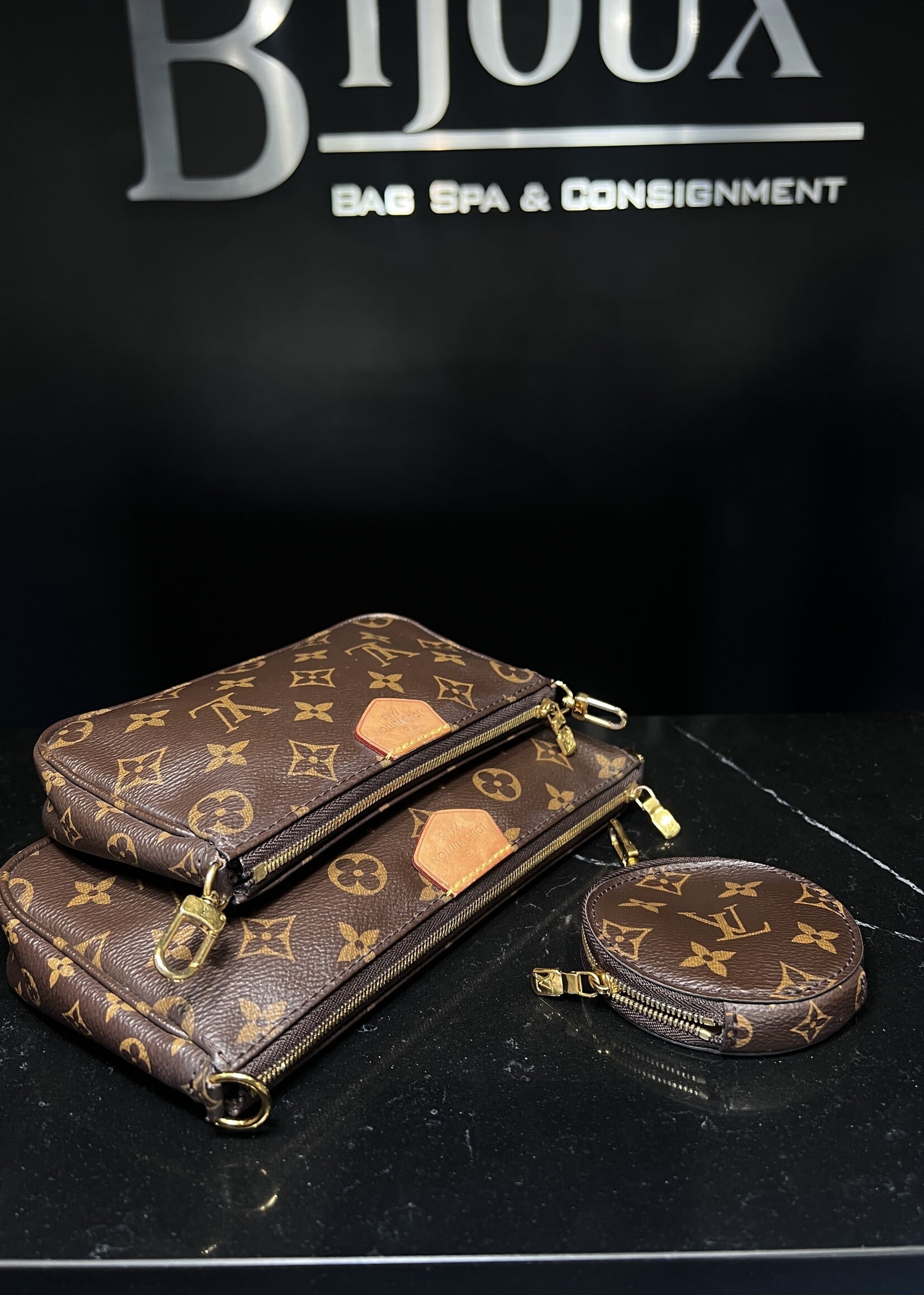 Louis Vuitton Louis Vuitton Monogram Multi Pochette