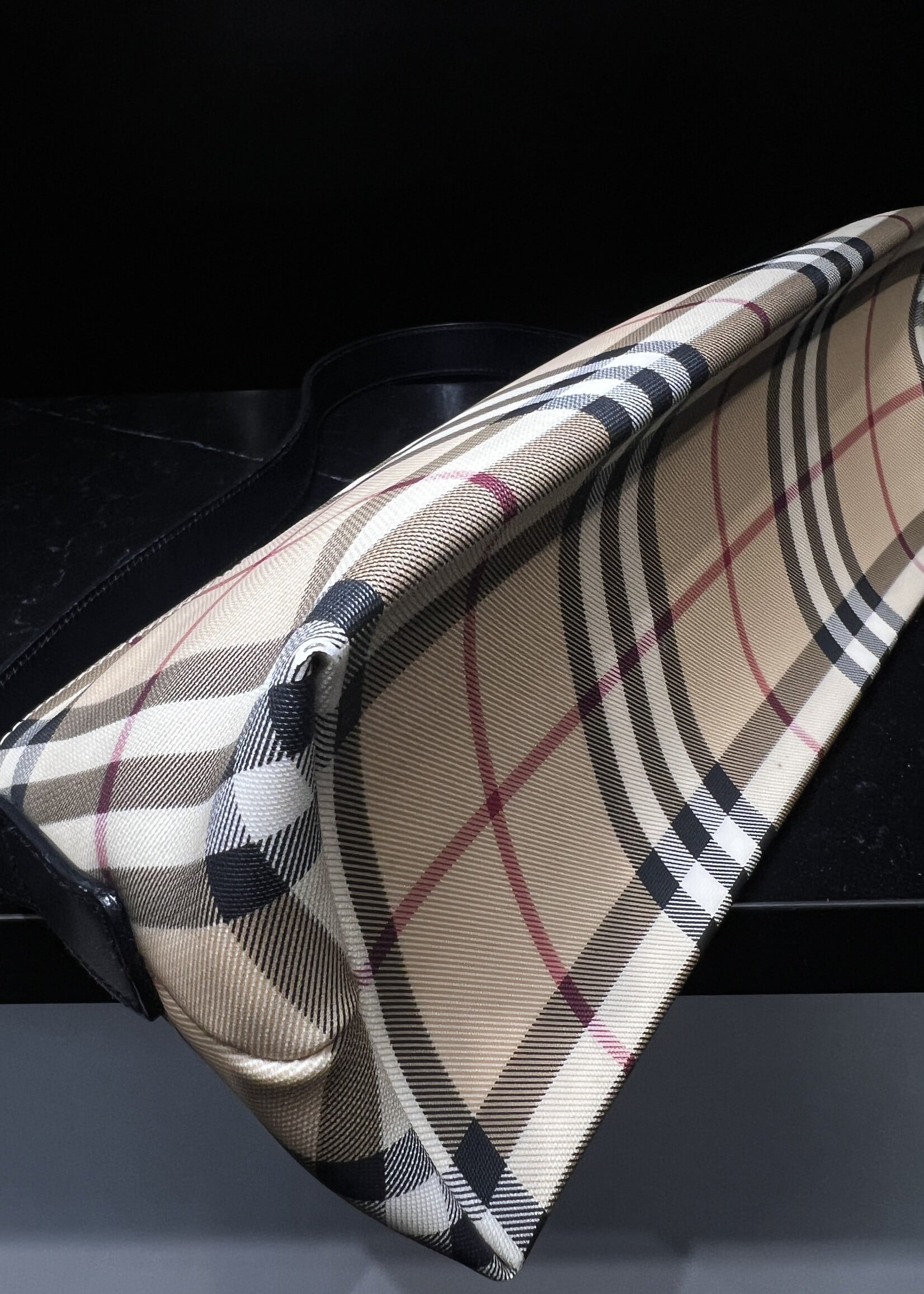 Burberry Burberry Nova Check Shoulder