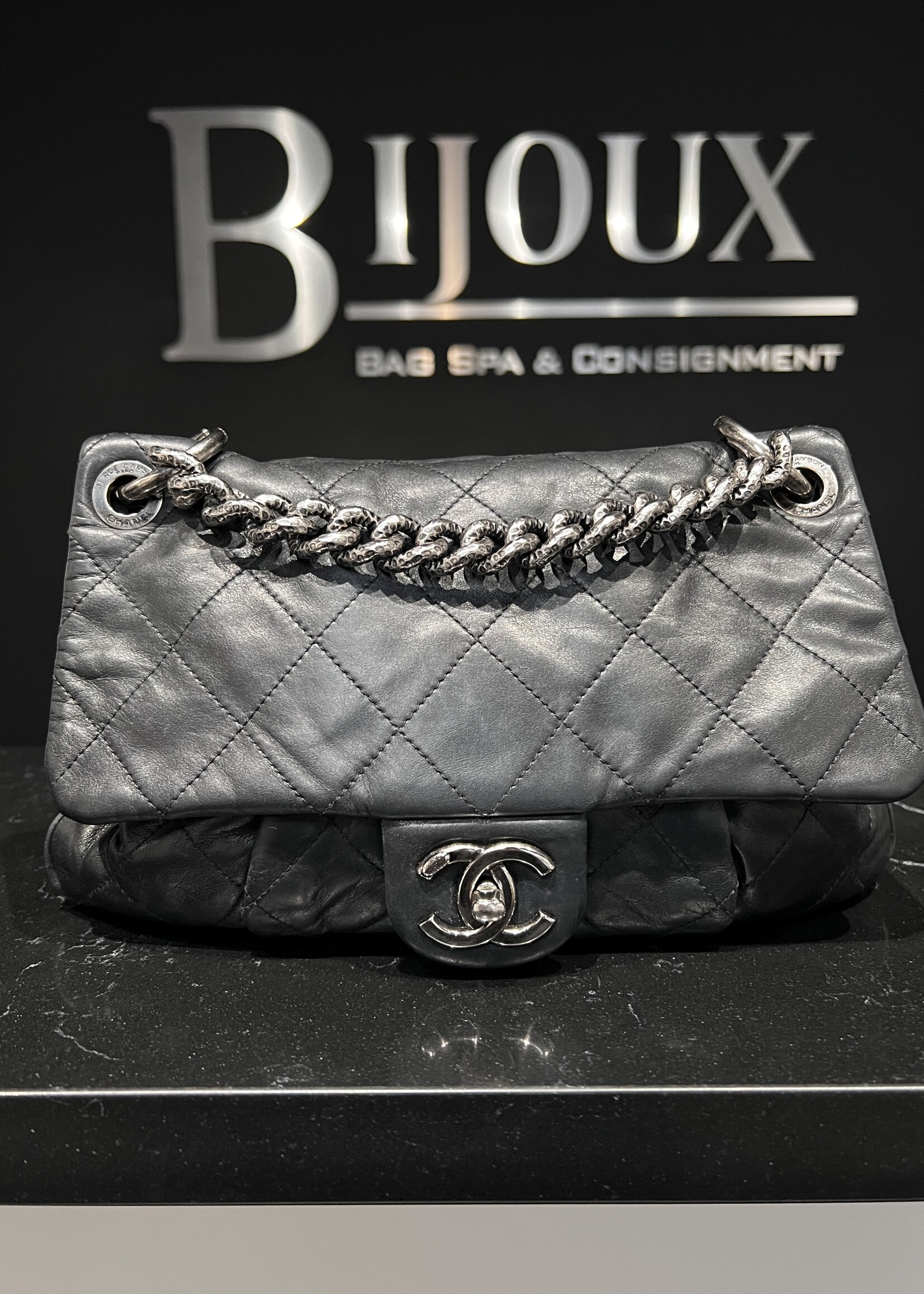 Chanel Chanel Pleated Flap Messenger