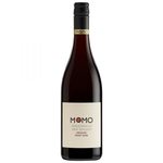 2017, Momo, Pinot Noir, Cloudy Bay, Marlborough, New Zealand, 13.5% Alc, CTnr TW91, T1,Sw2,Sm3,C3,I3