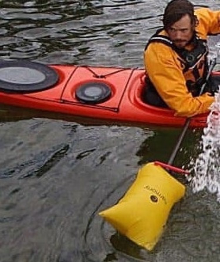 NRS kayak paddle float