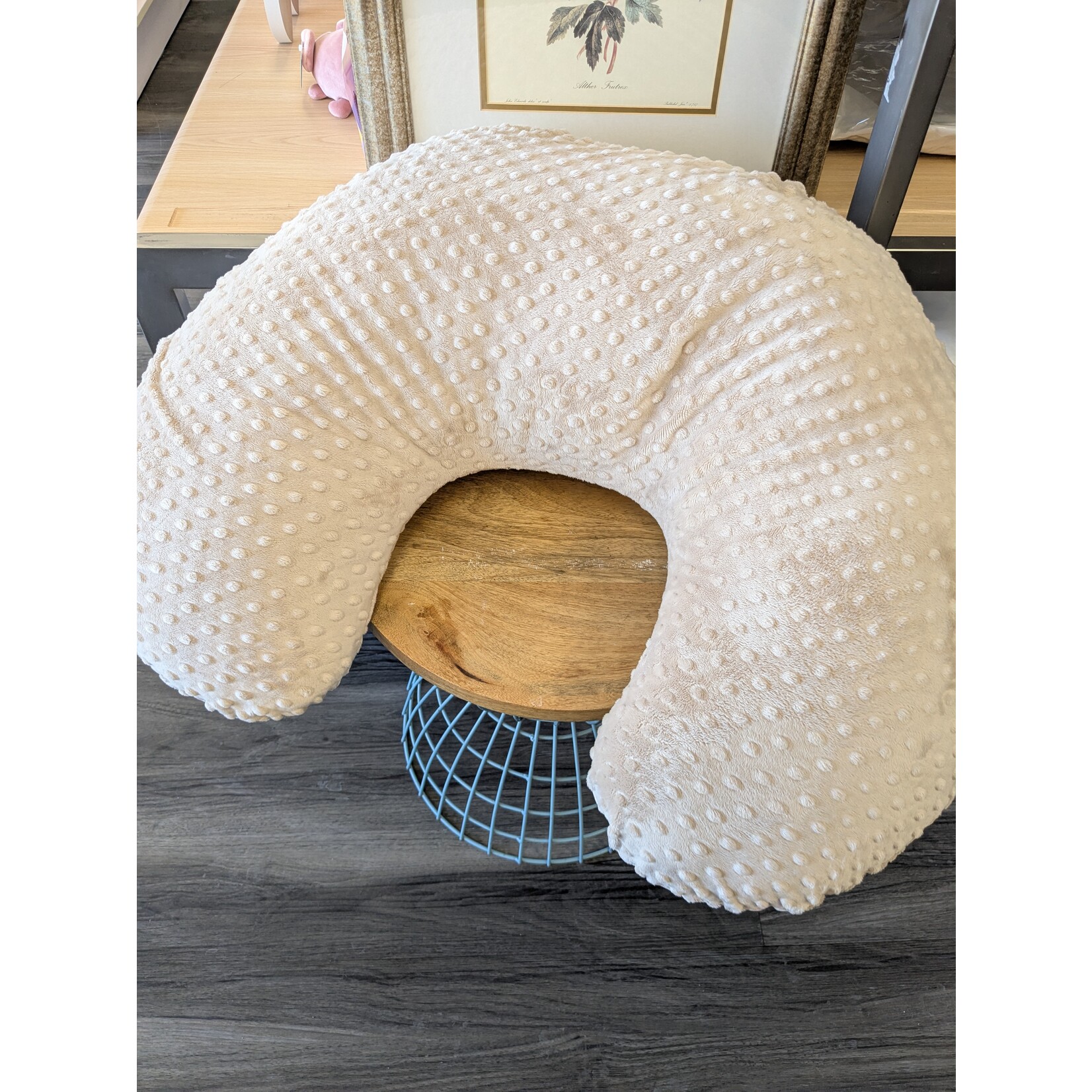 NEW BEGINNINGS NEW BEGINNINGS BREAST FEEDING PILLOW