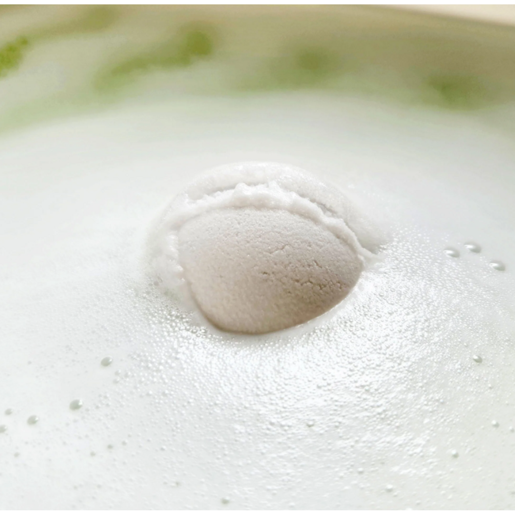 LOOT MOON BOMBS WITH TOY 3 PACK