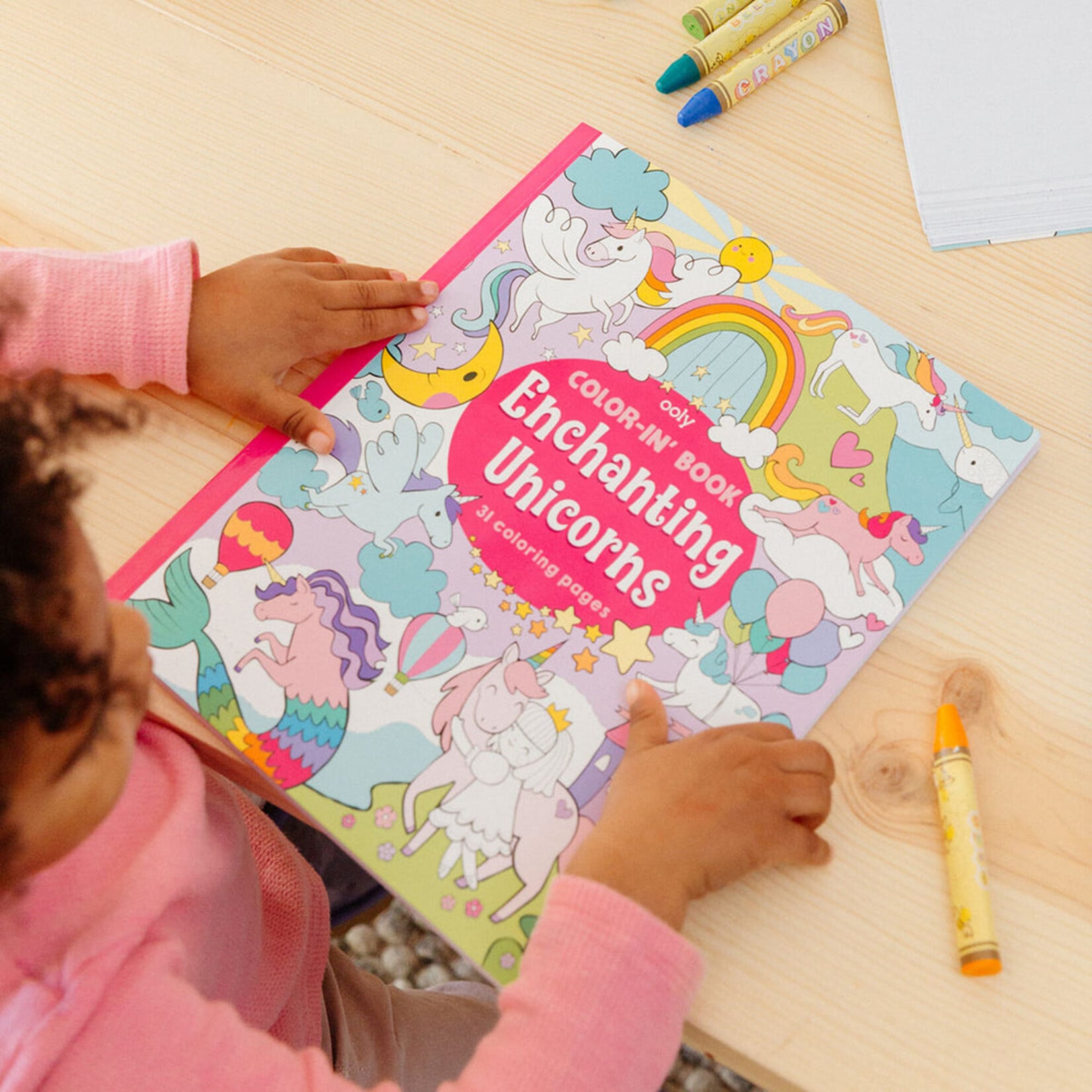 OOLY OOLY COLOR-IN' BOOK ENCHANTING UNICORNS