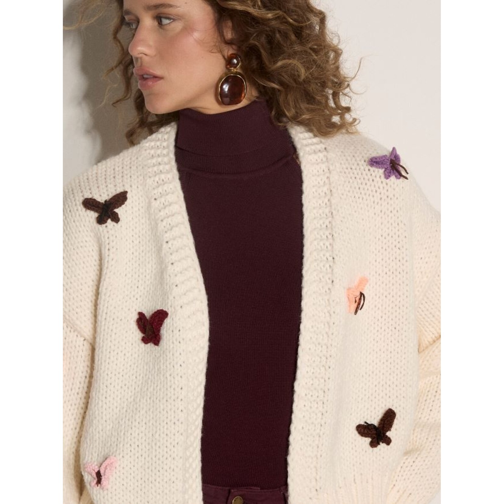 APRICOT UNBOUTIQUED PUT YOUR PAPILLION