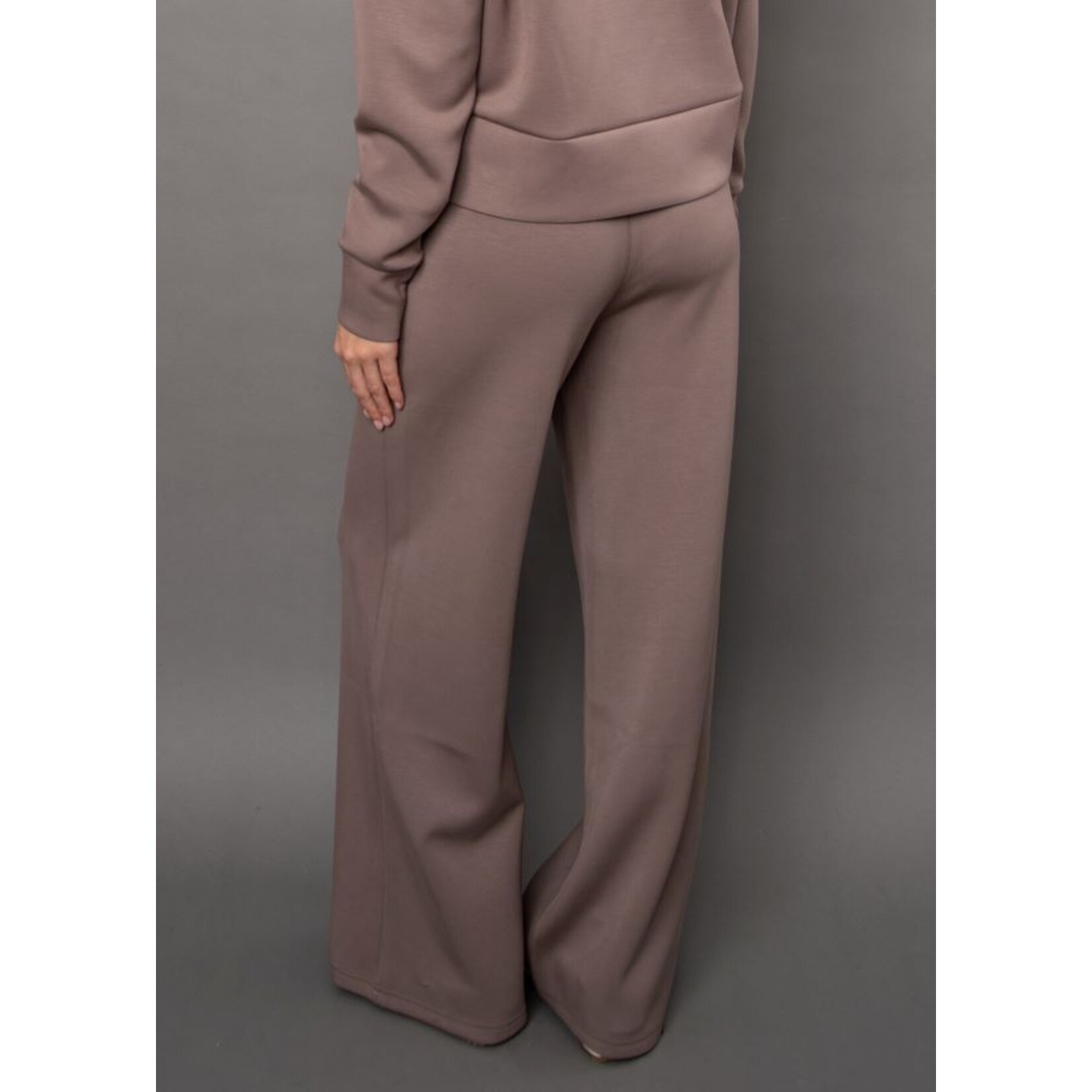 RD STYLE UNBOUTIQUED BAND TOGETHER SOFT KNIT PANT