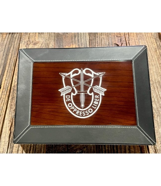 Savoy Black Leather & Burl Travel Humidor w/ Special Forces Crest