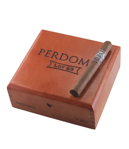 Perdomo Perdomo Lot 23 Natural Toro (Box of 24)