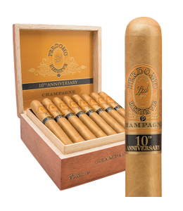 Perdomo Perdomo Reserve 10th Anniversary Champagne Series Connecticut