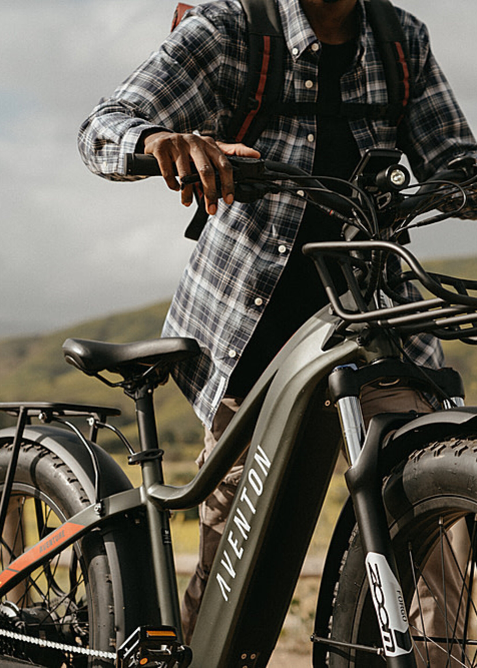 Aventon Aventon - Aventure Front Rack - Black - One Size Fits All