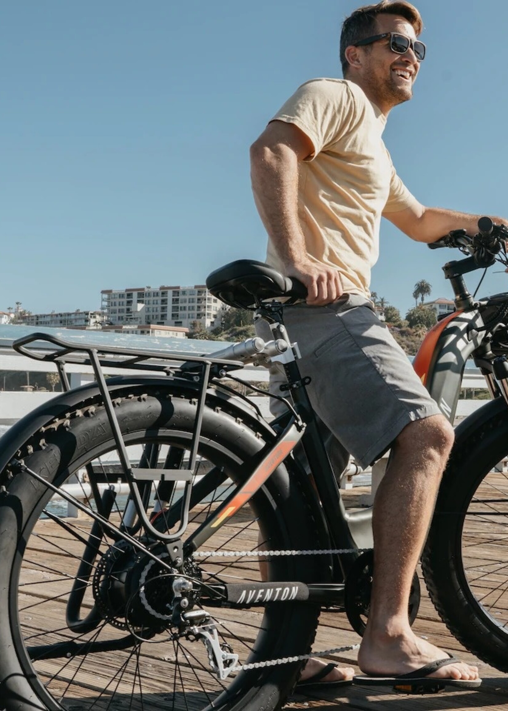 Aventon Rear Rack - Aventure -  Black - Traditional - L | Step-Through - M/L /