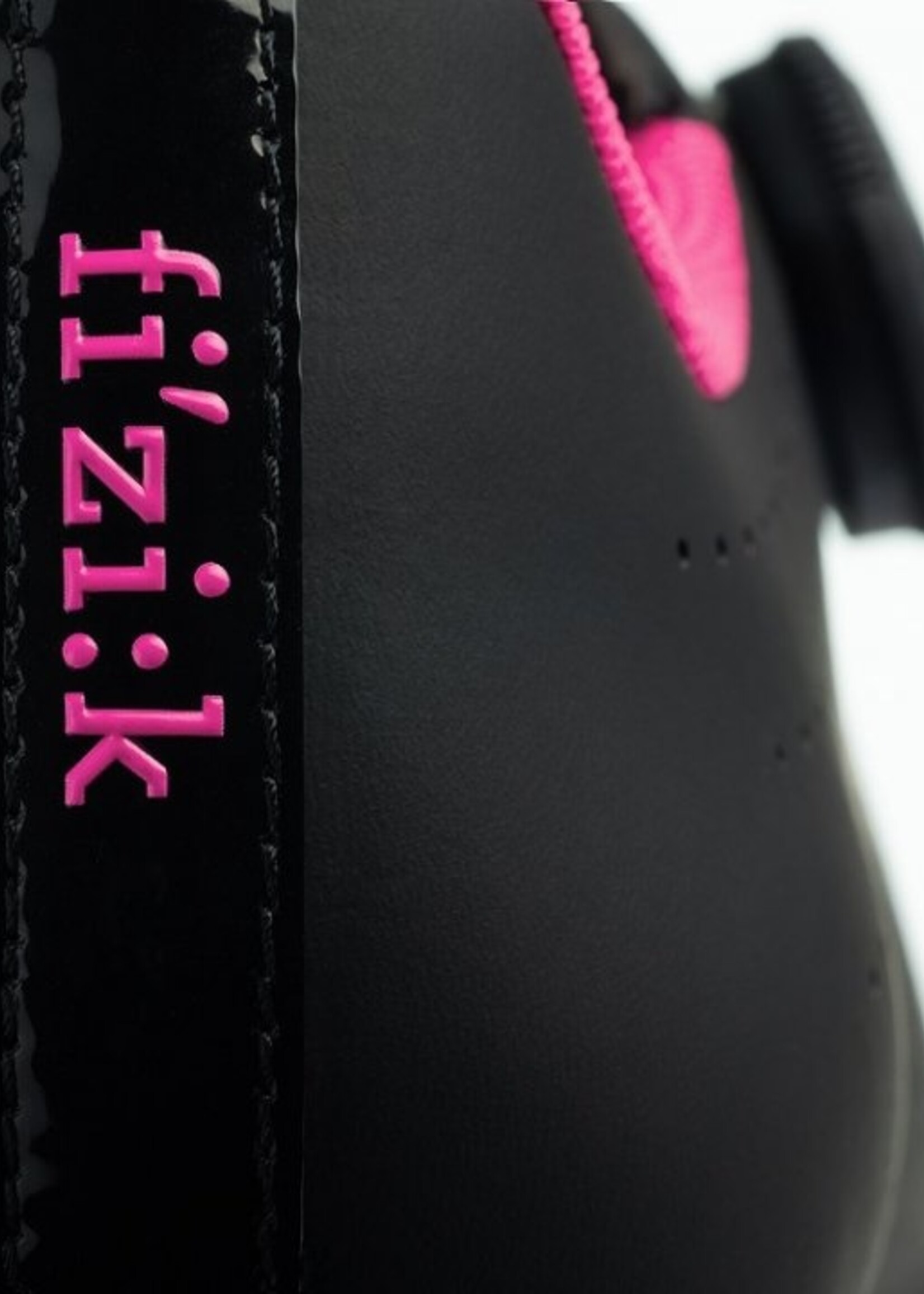 Fizik Road Shoes Tempo Overcurve R5 Black / Pink Fluo 39