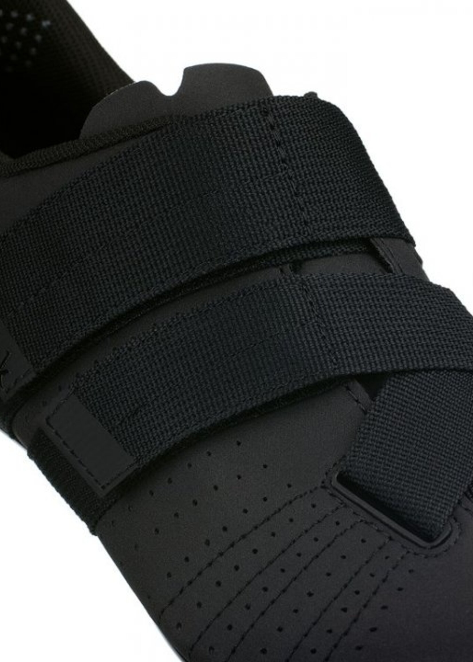 Fizik Road Shoes Tempo Powerstrap R5 Black / Black 42.5