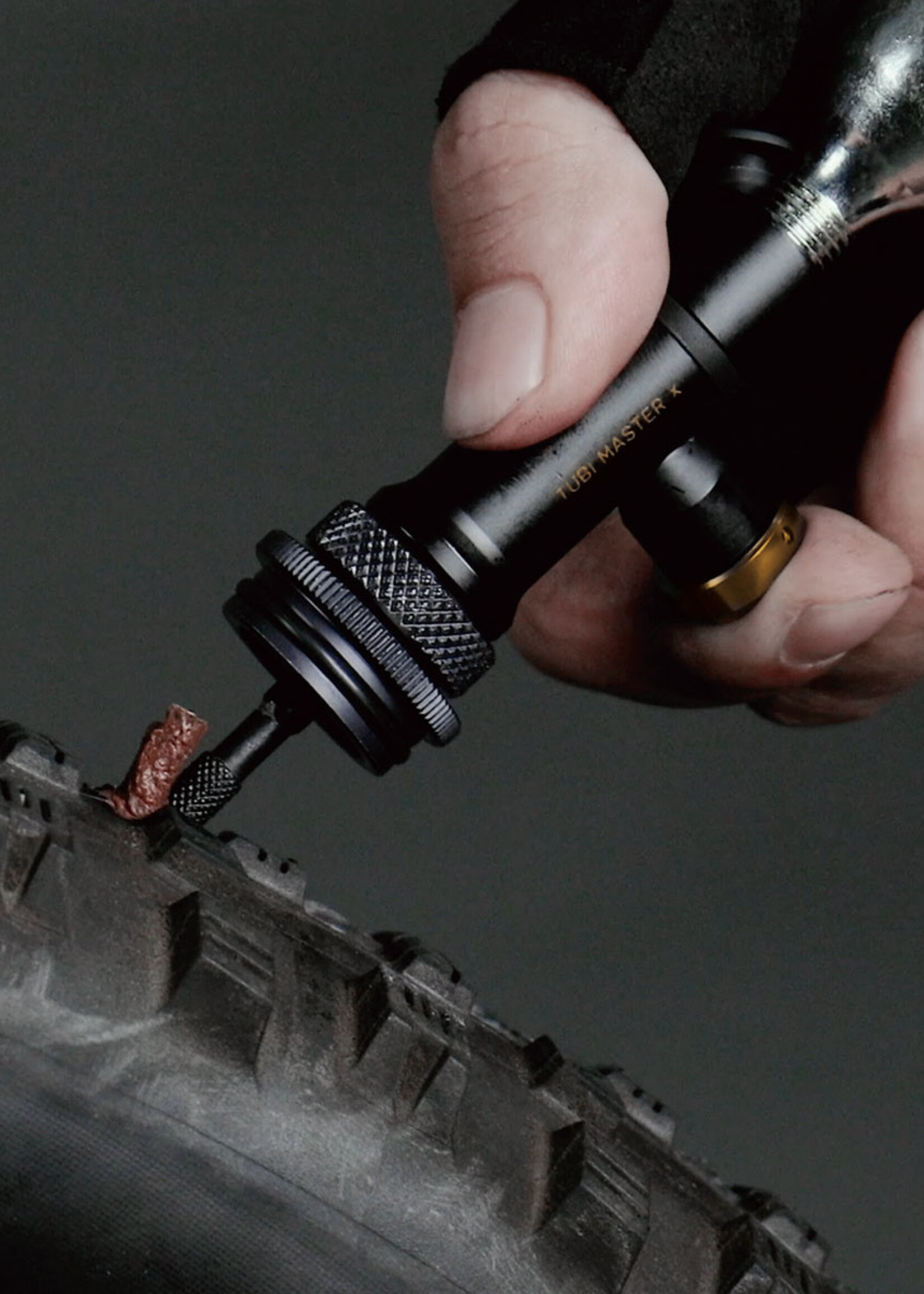 TOPEAK TUB-MSX2 TUBI MASTER+ TUBELESS TIRE REPAIR KIT W/Co2 STAP MN