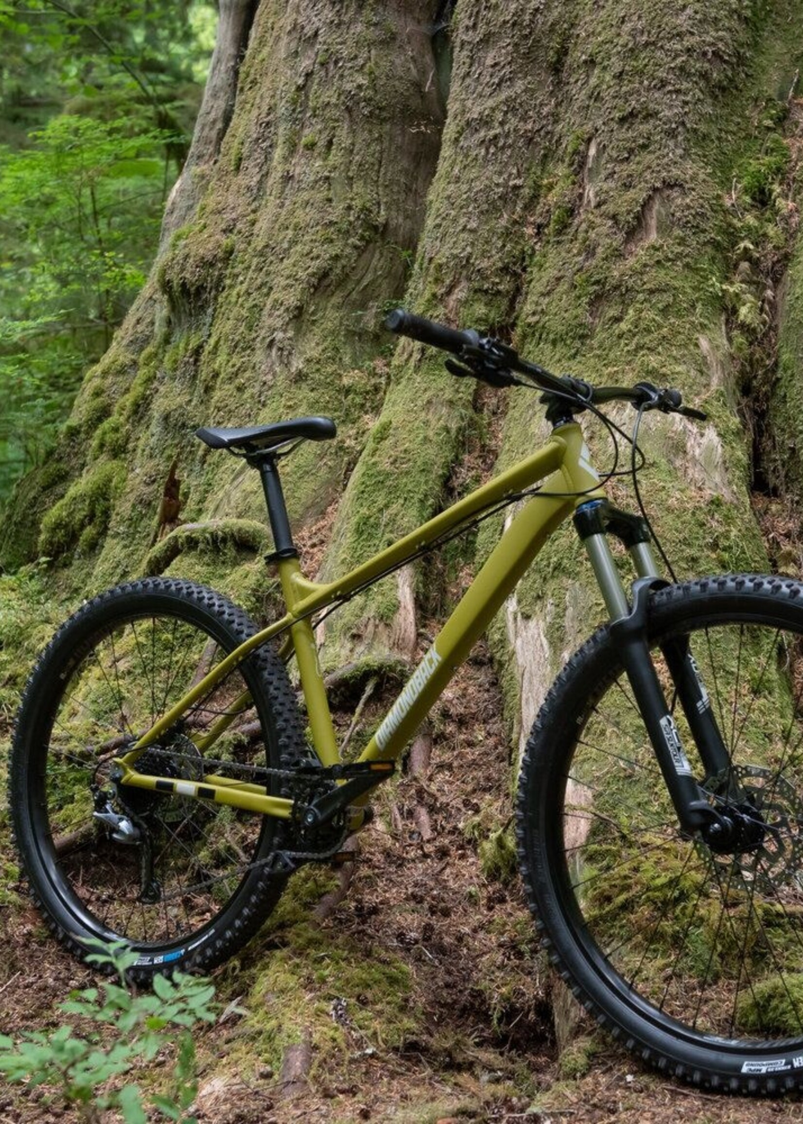 Diamondback LINE 27.5 SM/16 KHAKI Mountain Hardtail