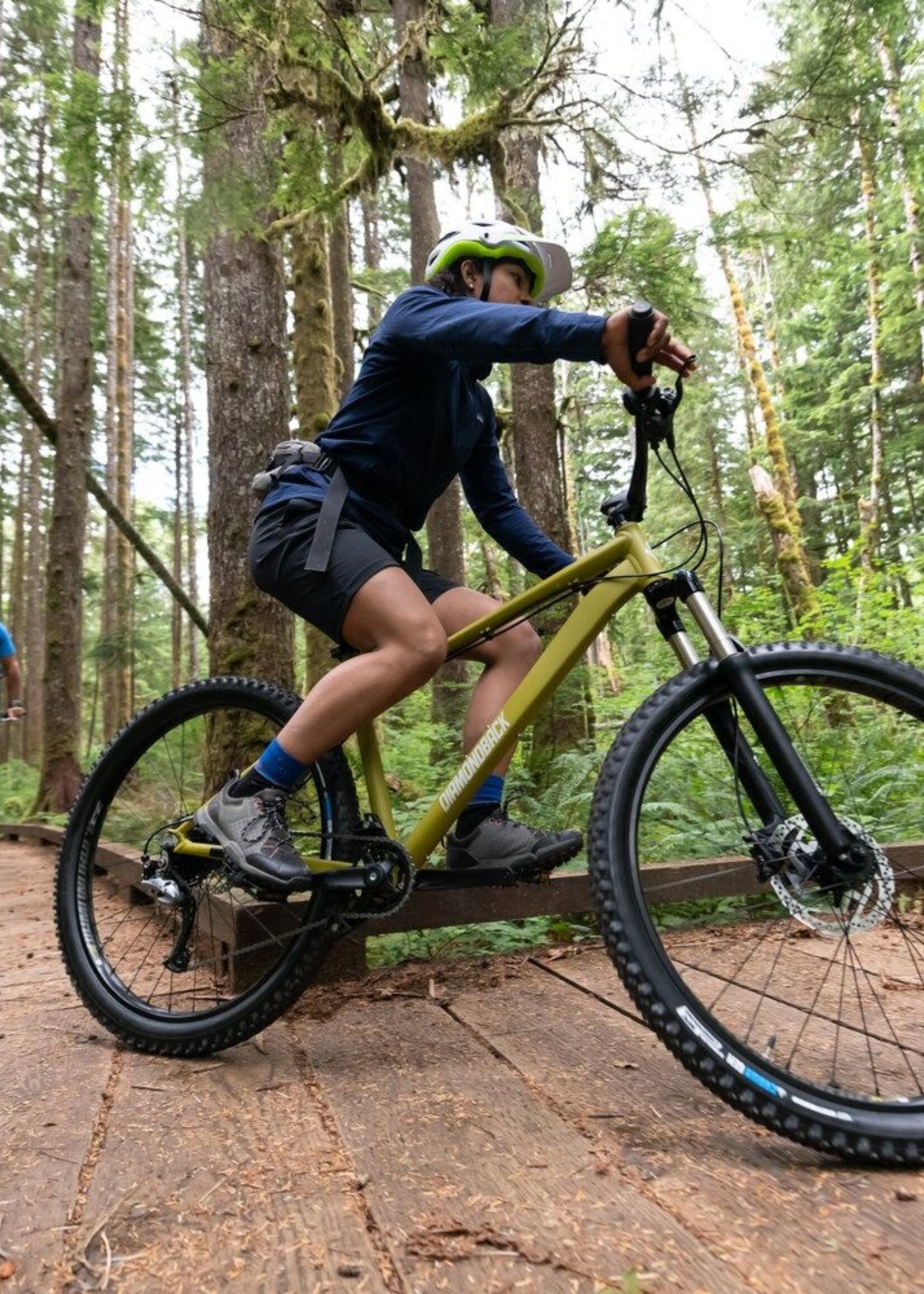 Diamondback LINE 27.5 SM/16 KHAKI Mountain Hardtail