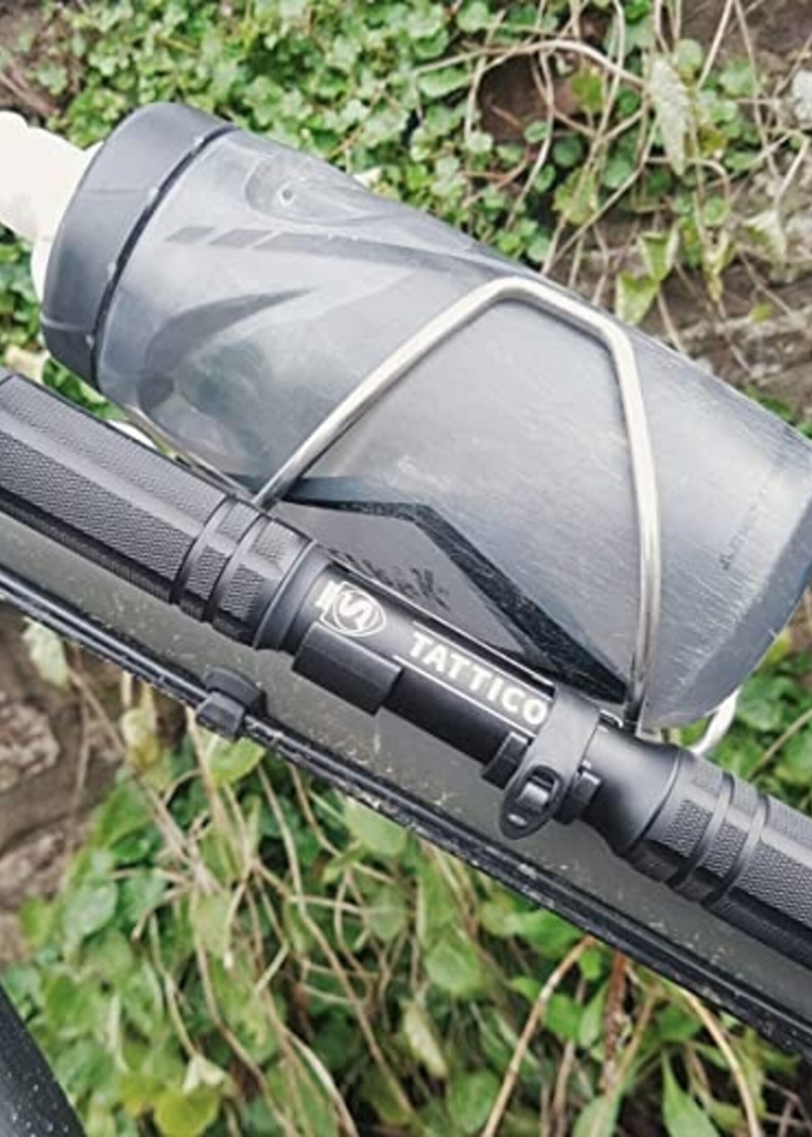 Silca Tattico mini pump with hose and bottle cage mount Black