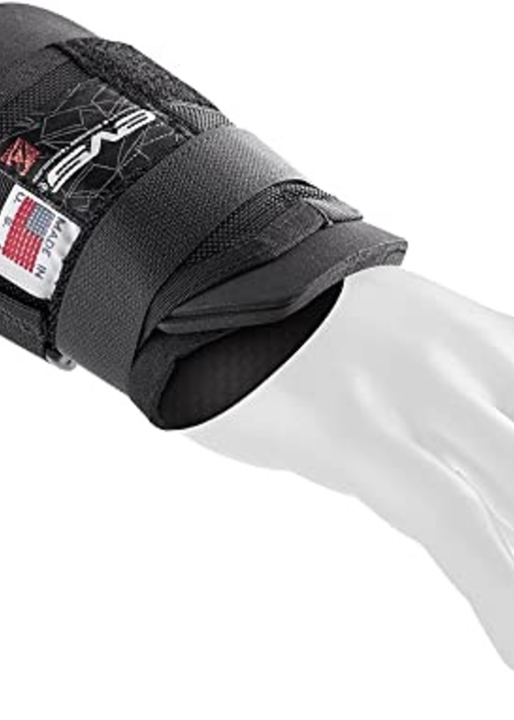 EVS WB01 WRIST BRACE