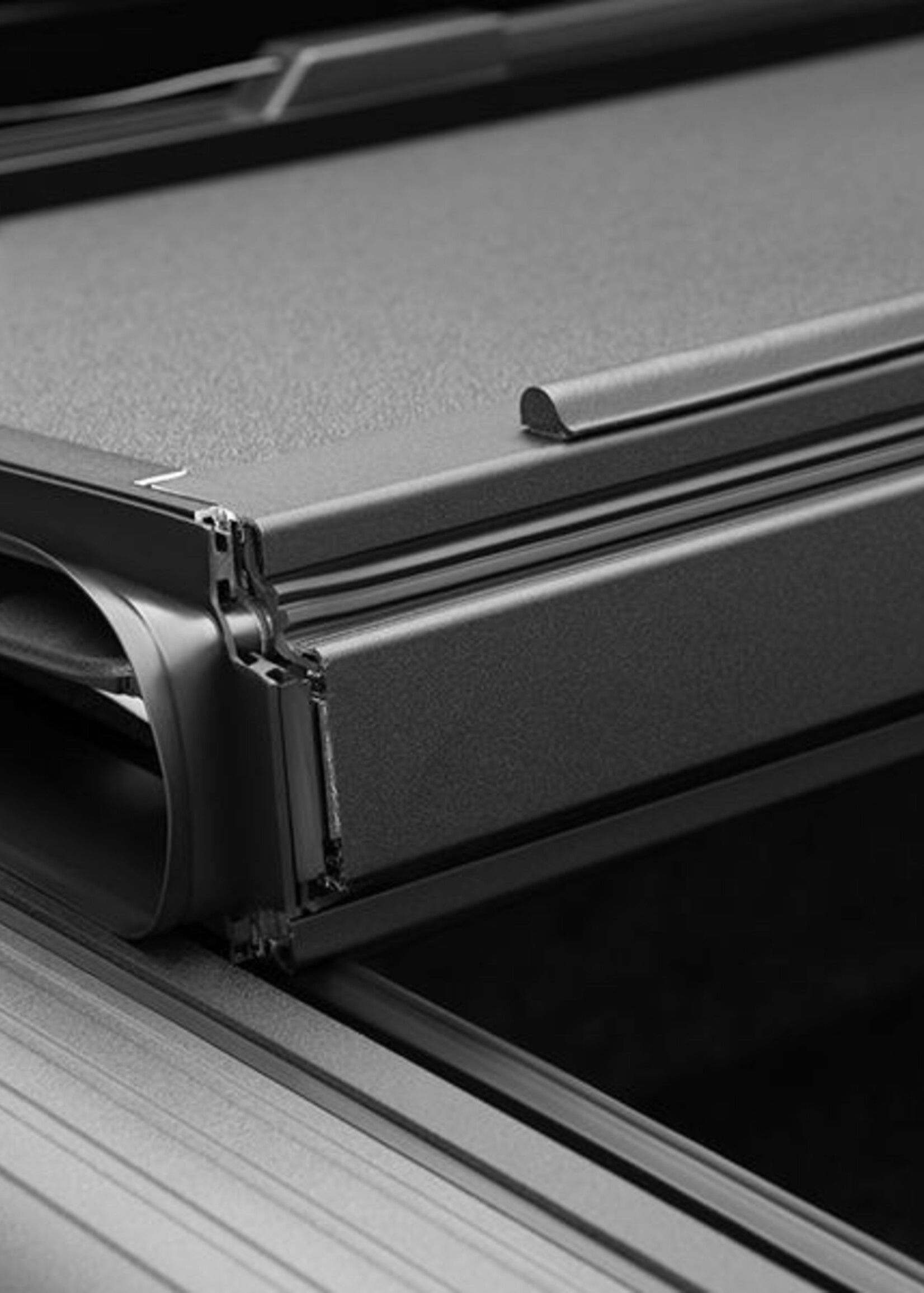 BAK 05-21 Nissan Frontier 5ft Bed