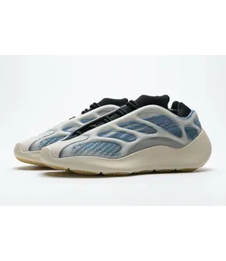ADIDAS ADIDAS YEEZY 700 V3 KYANITE GY0260 SIZE 6 - PREOWNED